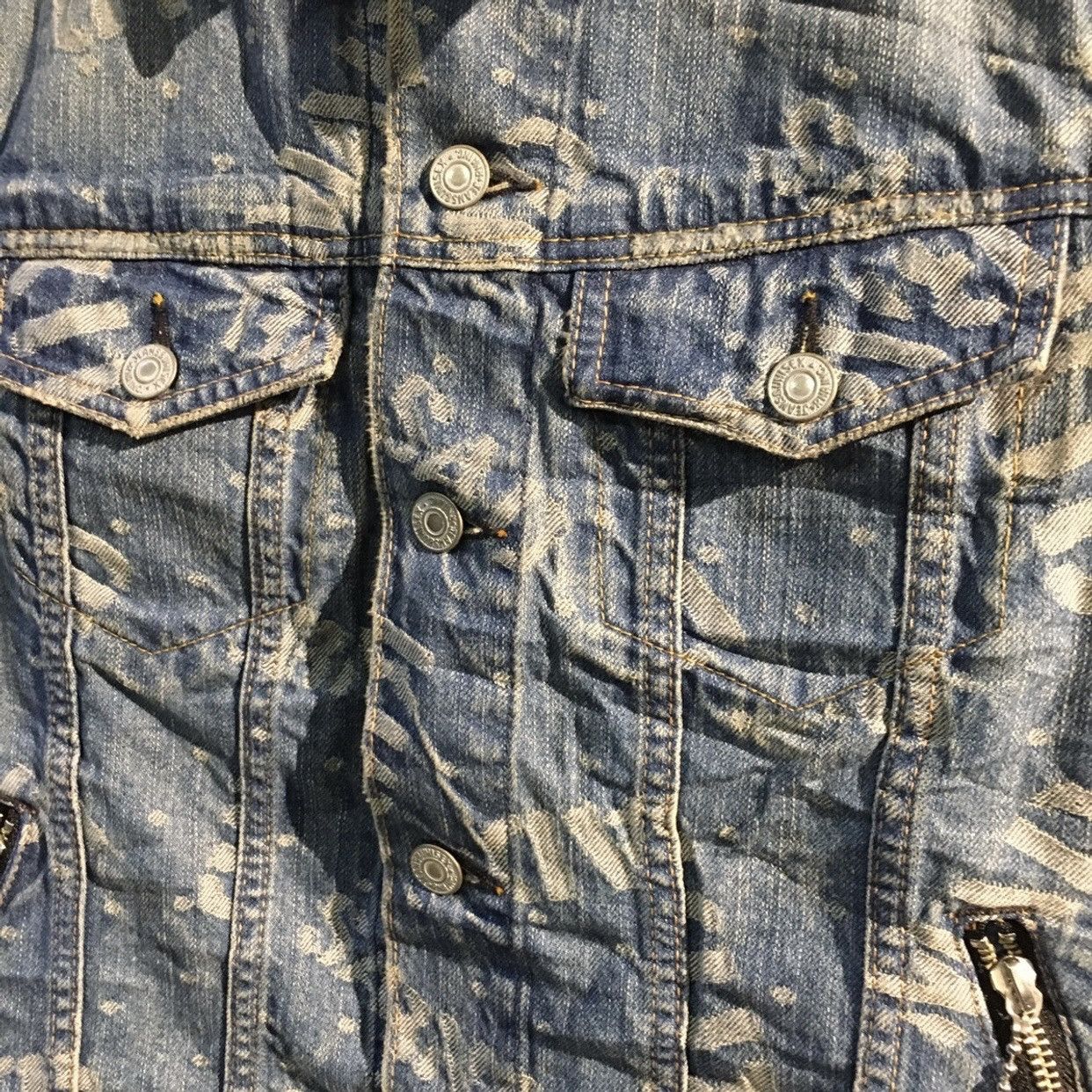 Japanese Brand RARE‼️RNA Slang Japanese Brand Overprint Denim Jacket Size US S / EU 44-46 / 1 - 3 Thumbnail