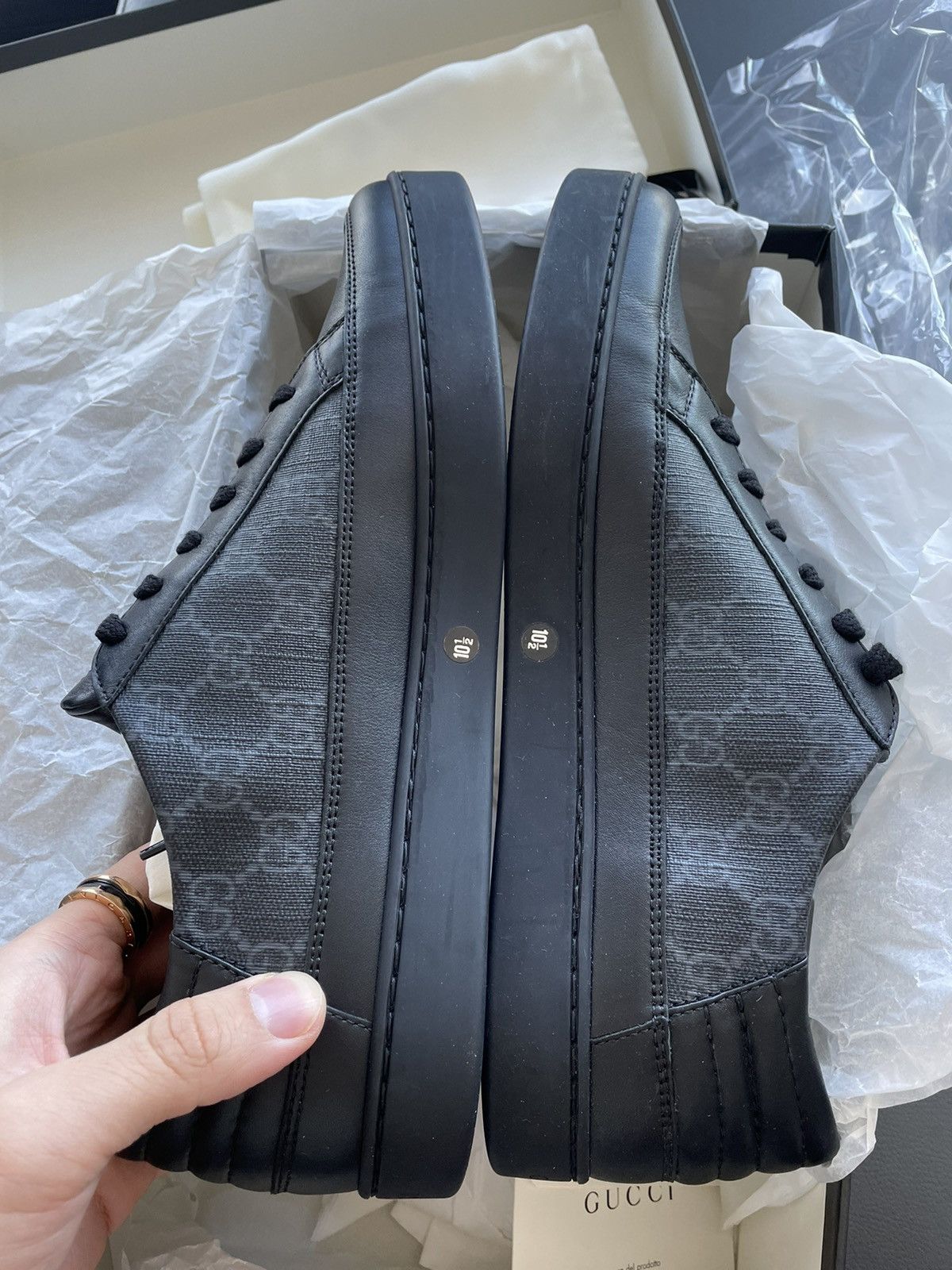 Gucci Rare Limited Edition Gucci Supreme Leather Low Top Sneakers Size US 11 / EU 44 - 25 Thumbnail