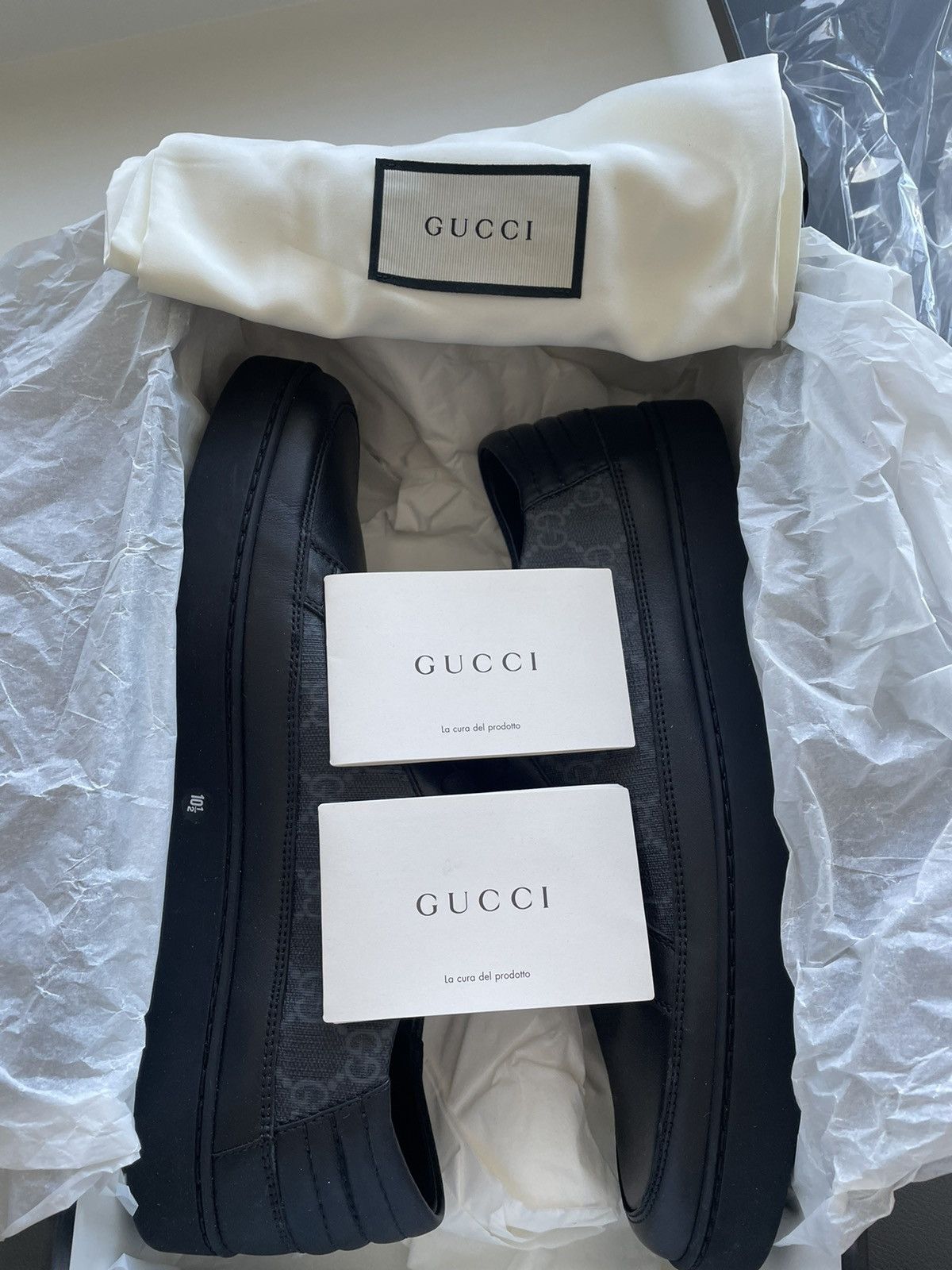 Gucci Rare Limited Edition Gucci Supreme Leather Low Top Sneakers Size US 11 / EU 44 - 23 Thumbnail
