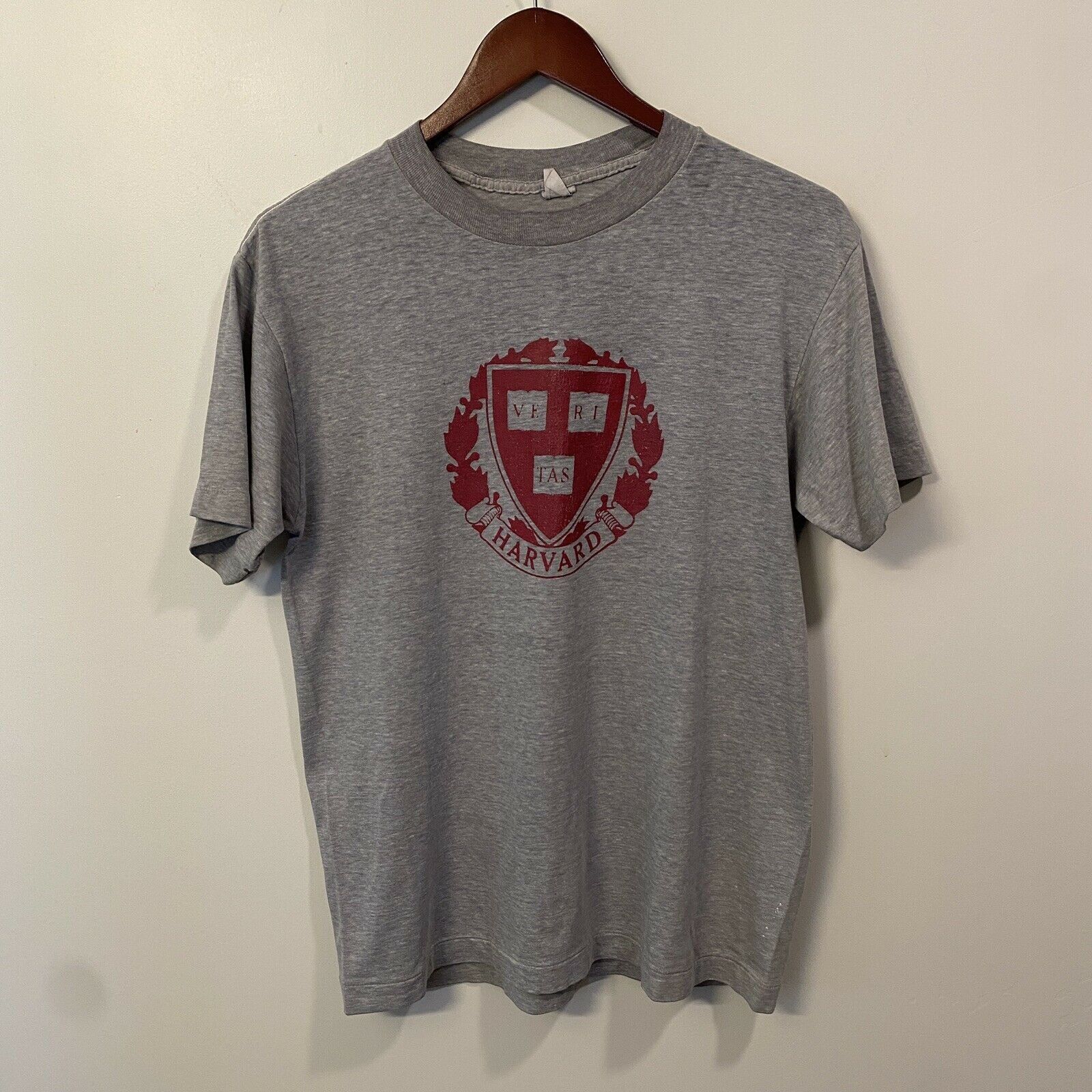 Vintage Vtg 80s Harvard University Veritas T -Shirt Single Stitch | Grailed