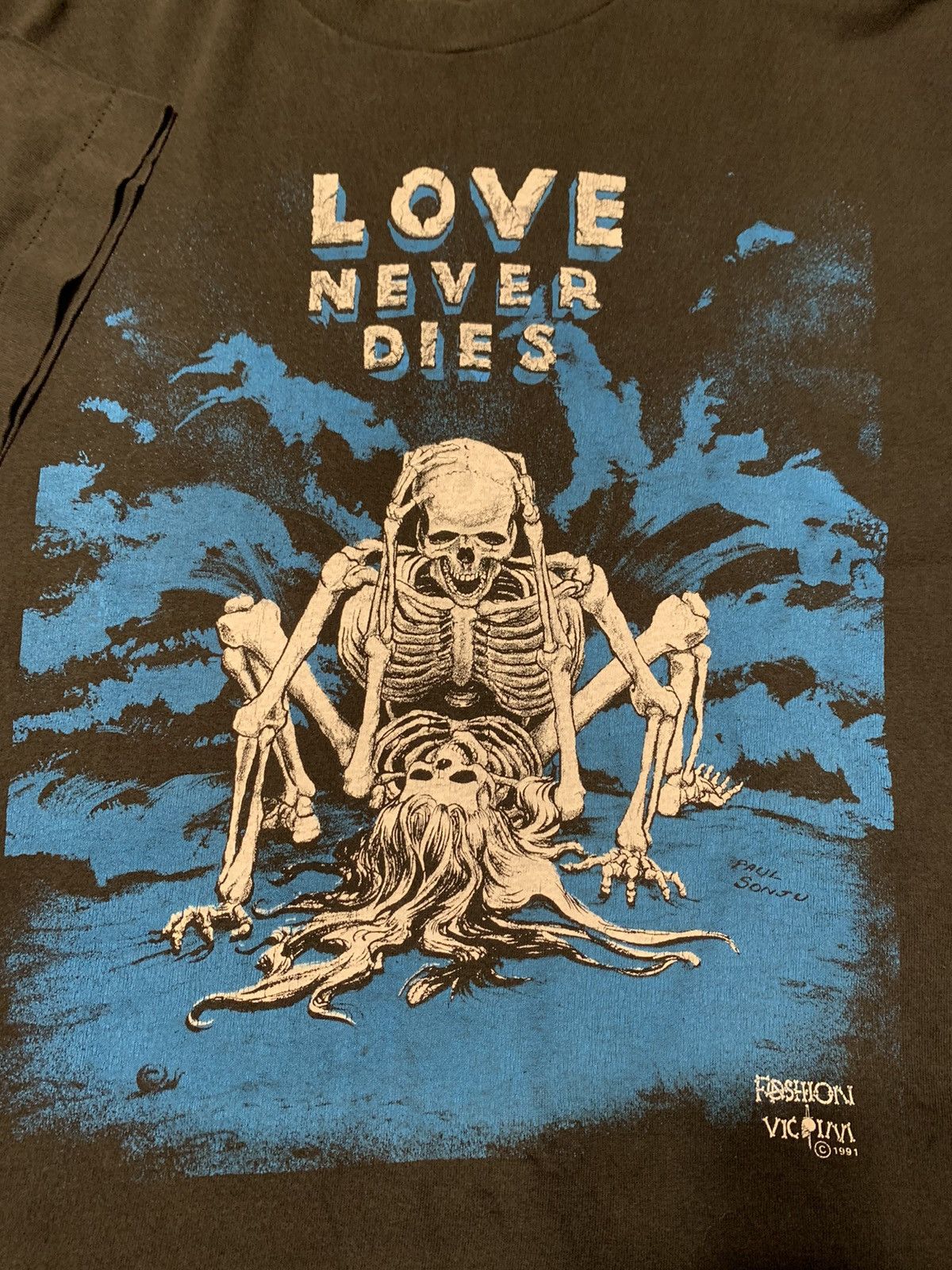 Fashion Victim × Vintage Vintage 1991 Fashion Victim Love Never Dies XL Size US XL / EU 56 / 4 - 2 Thumbnail