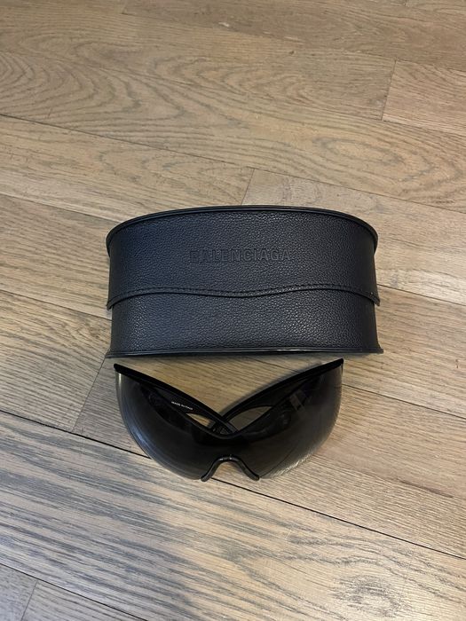 balenciaga sunglasses alien