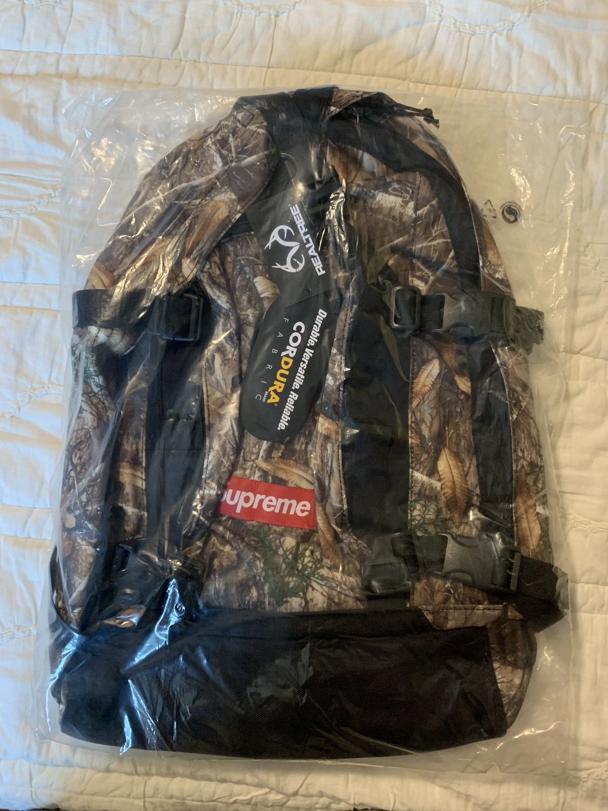 Supreme Backpack Real Tree Camo 19FW 