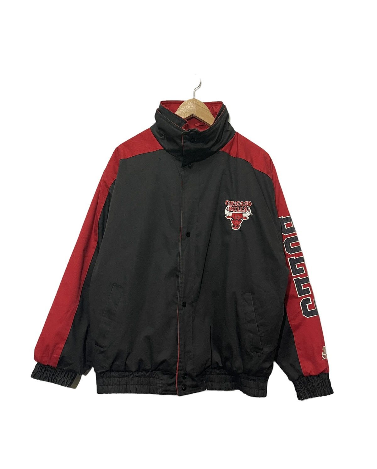 NBA VINTAGE CHICAGO BULLS STARTER NBA NICE JACKET Size US L / EU 52-54 / 3 - 2 Thumbnail