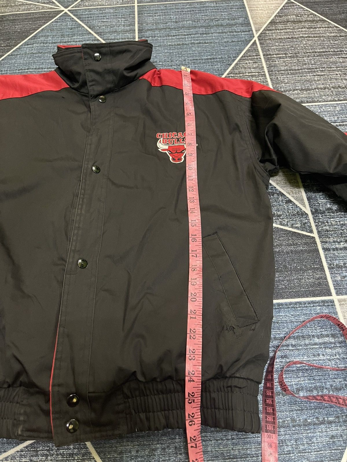 NBA VINTAGE CHICAGO BULLS STARTER NBA NICE JACKET Size US L / EU 52-54 / 3 - 19 Thumbnail