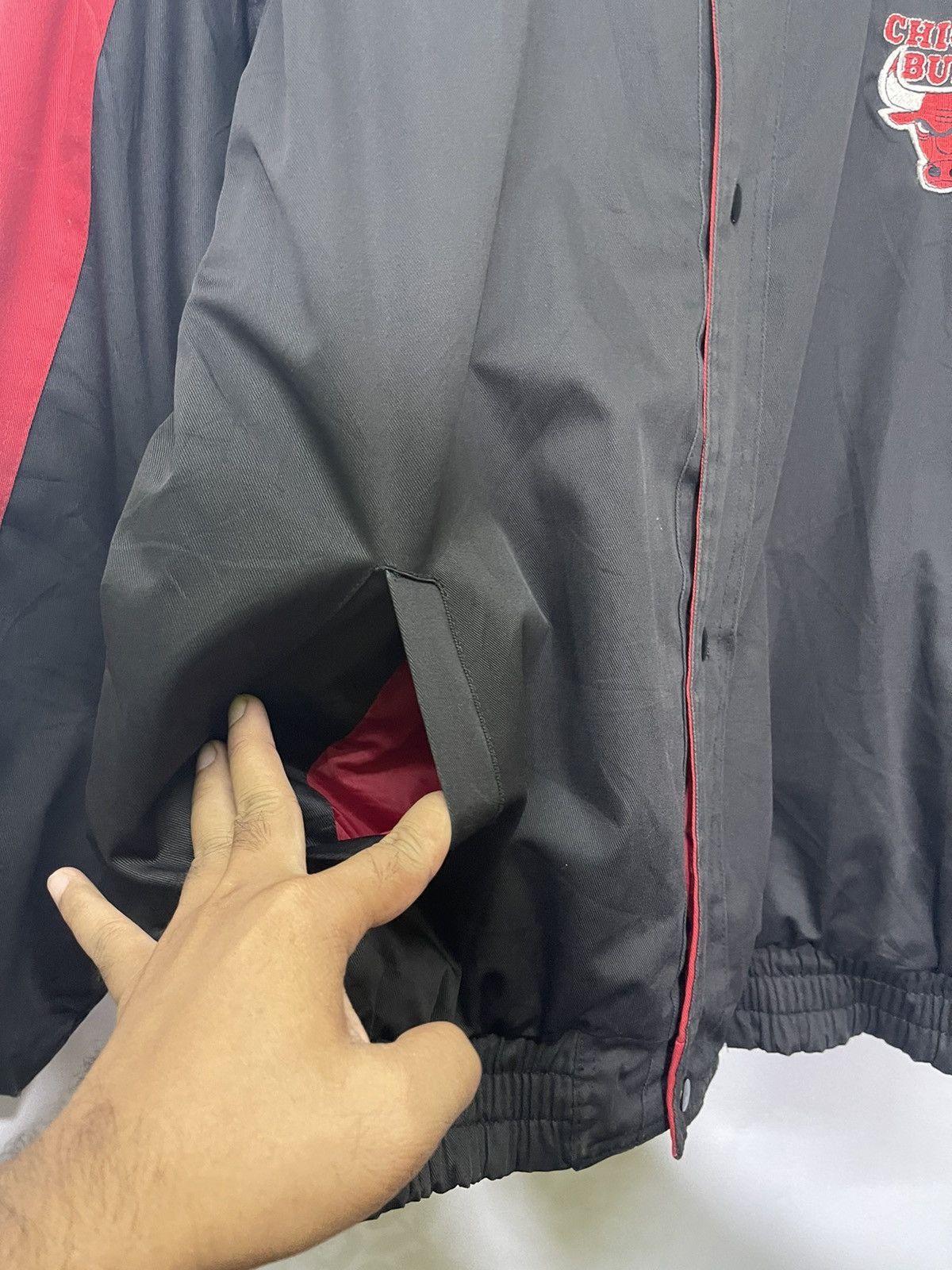 NBA VINTAGE CHICAGO BULLS STARTER NBA NICE JACKET Size US L / EU 52-54 / 3 - 6 Thumbnail