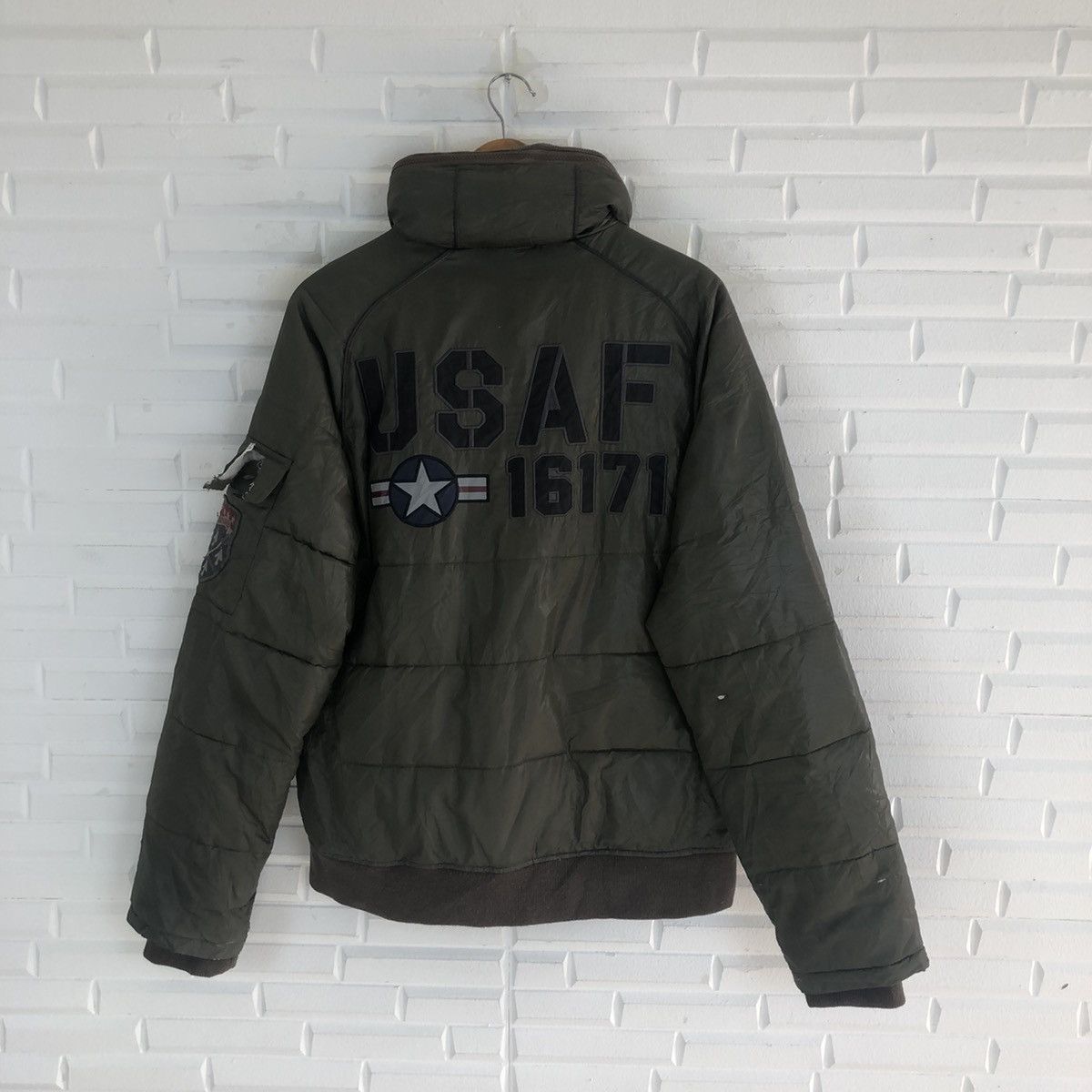 Avirex × Vintage AVIREX USAF 16171 FLIGHT JACKET Size US L / EU 52-54 / 3 - 5 Thumbnail