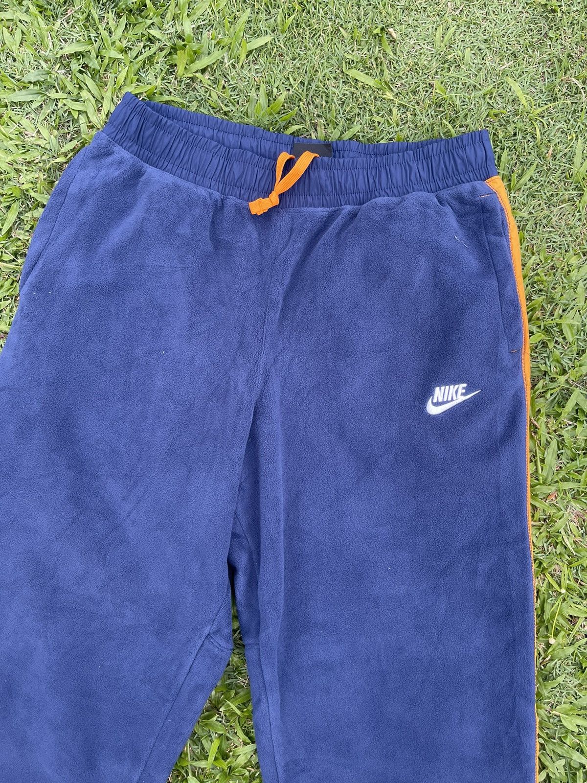 Nike VINTAGE NIKE FLEECE TRACK PANTS Size US 32 / EU 48 - 2 Thumbnail