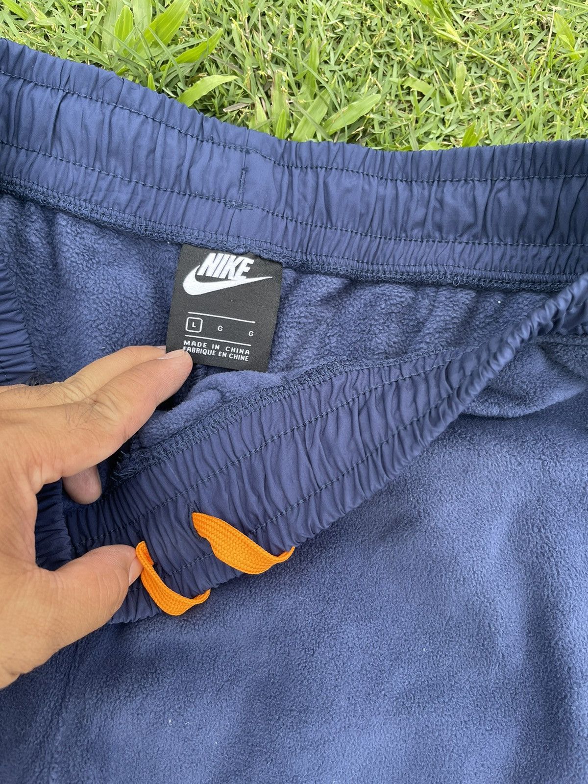 Nike VINTAGE NIKE FLEECE TRACK PANTS Size US 32 / EU 48 - 6 Thumbnail