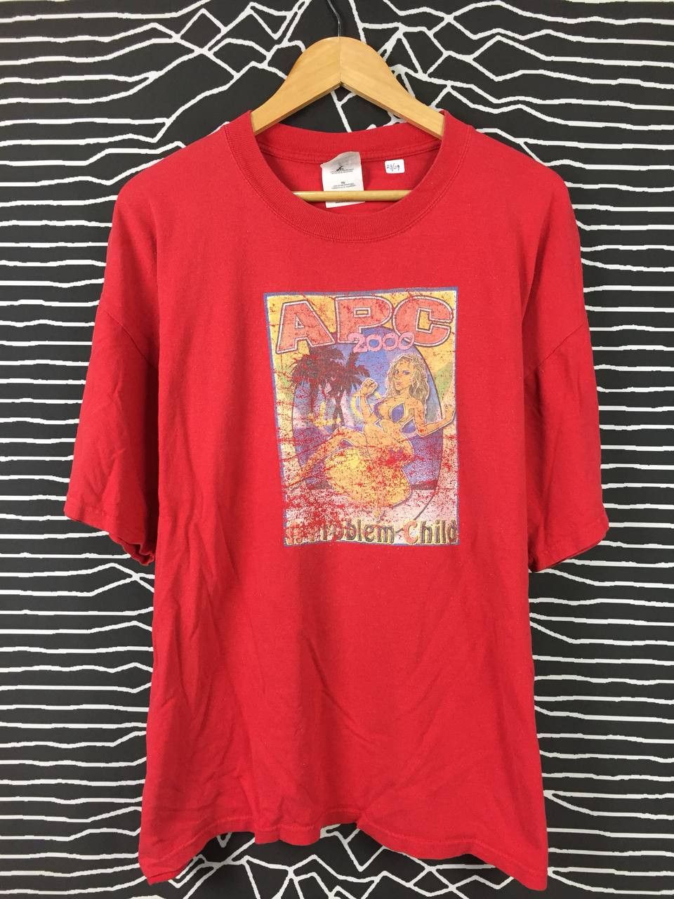 Gildan Vtg Y2K A Problem Child Sexy Graphic Tees Size US XXL / EU 58 / 5 - 1 Thumbnail