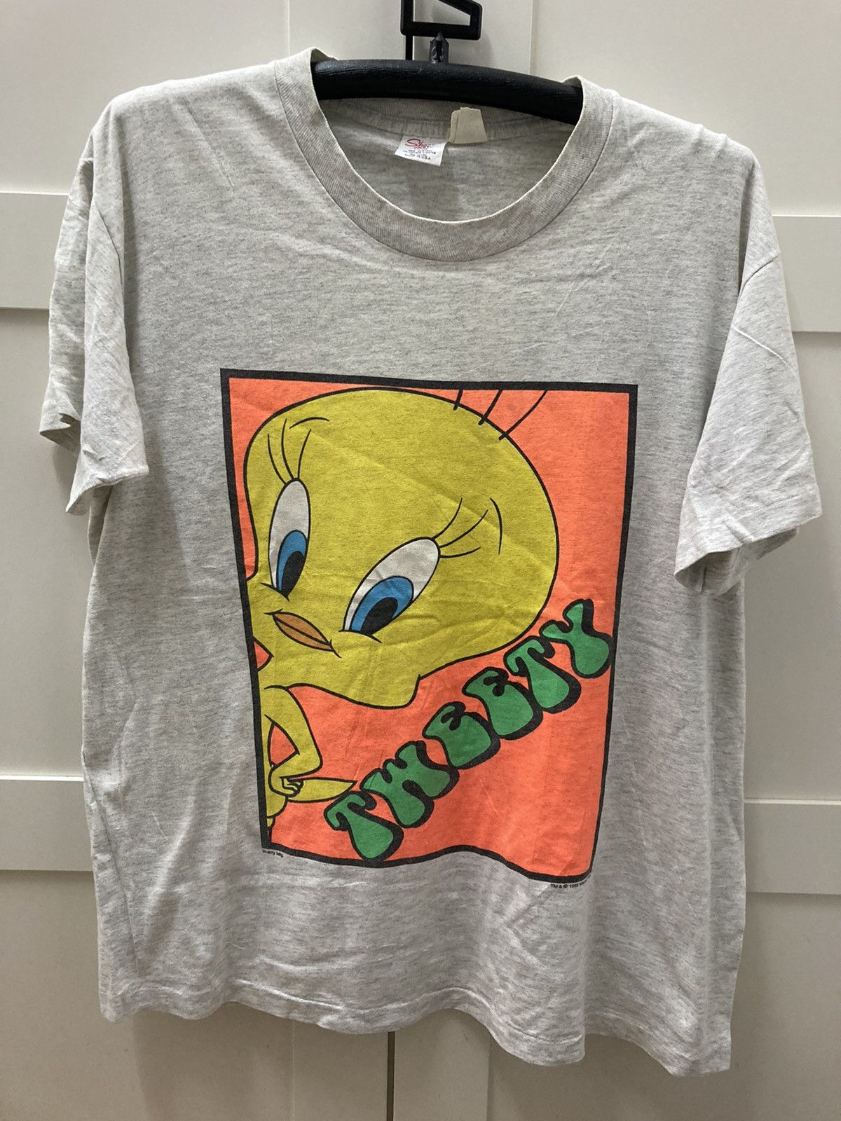 Vintage Warner bros Tweety tshirt