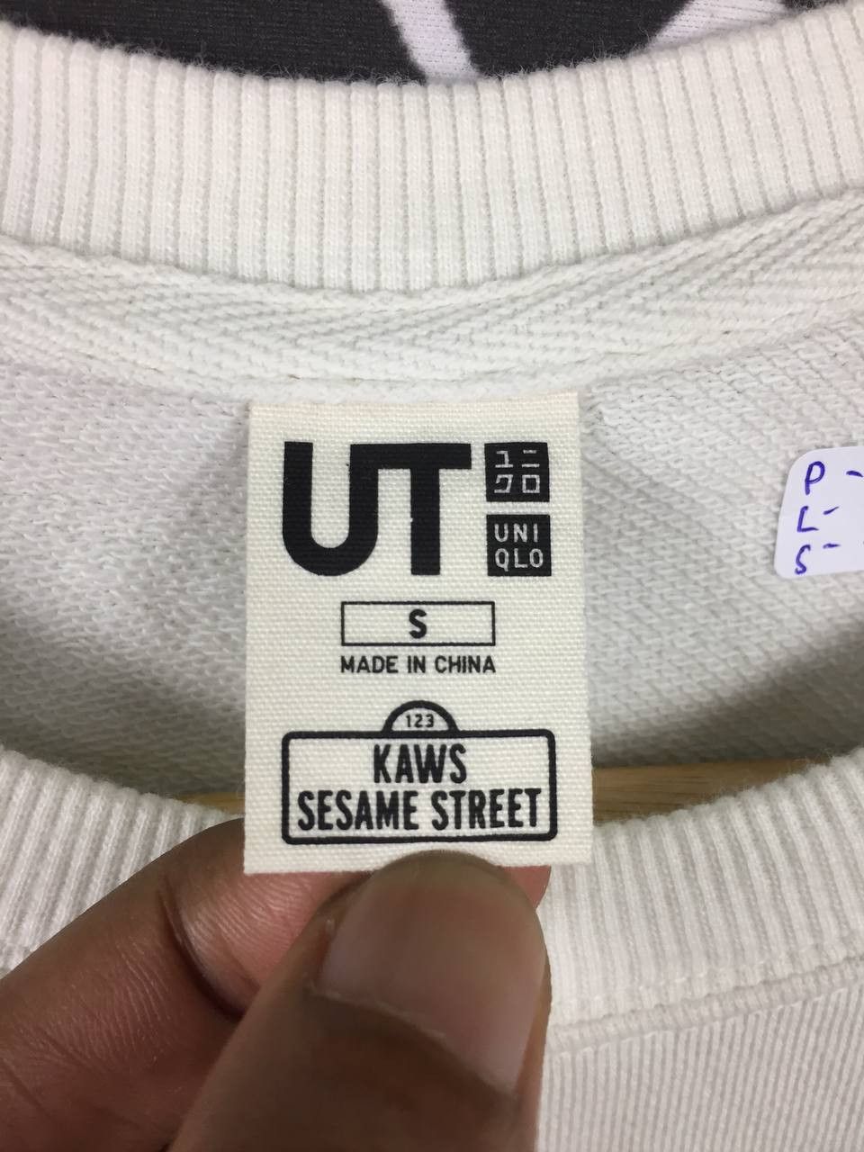 Japanese Brand Kaws Uniqlo Sesame Street Bert Ernie Longsleeve Sweatshirt Size US S / EU 44-46 / 1 - 6 Thumbnail