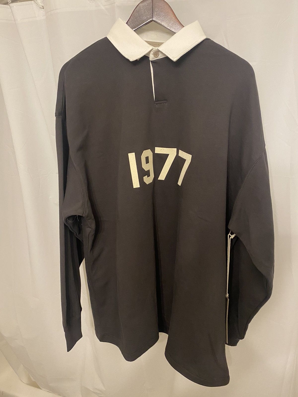 Fear of God Fear of God Essentials Iron washed black 1977 Rugby 