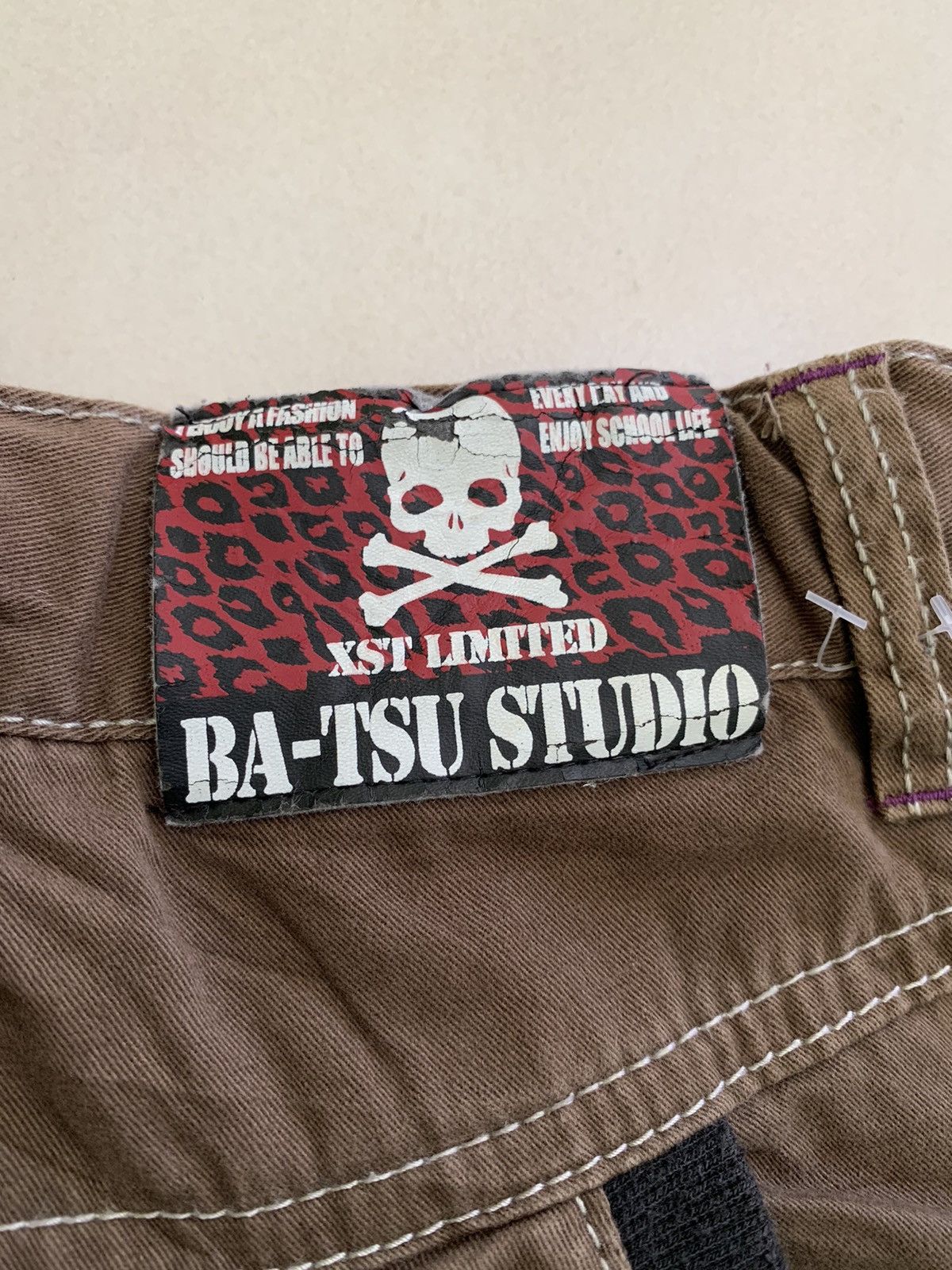 Japanese Brand 🔥Rare🔥Batsu Studio Multipocket Punk Style Pants Size US 27 - 9 Thumbnail