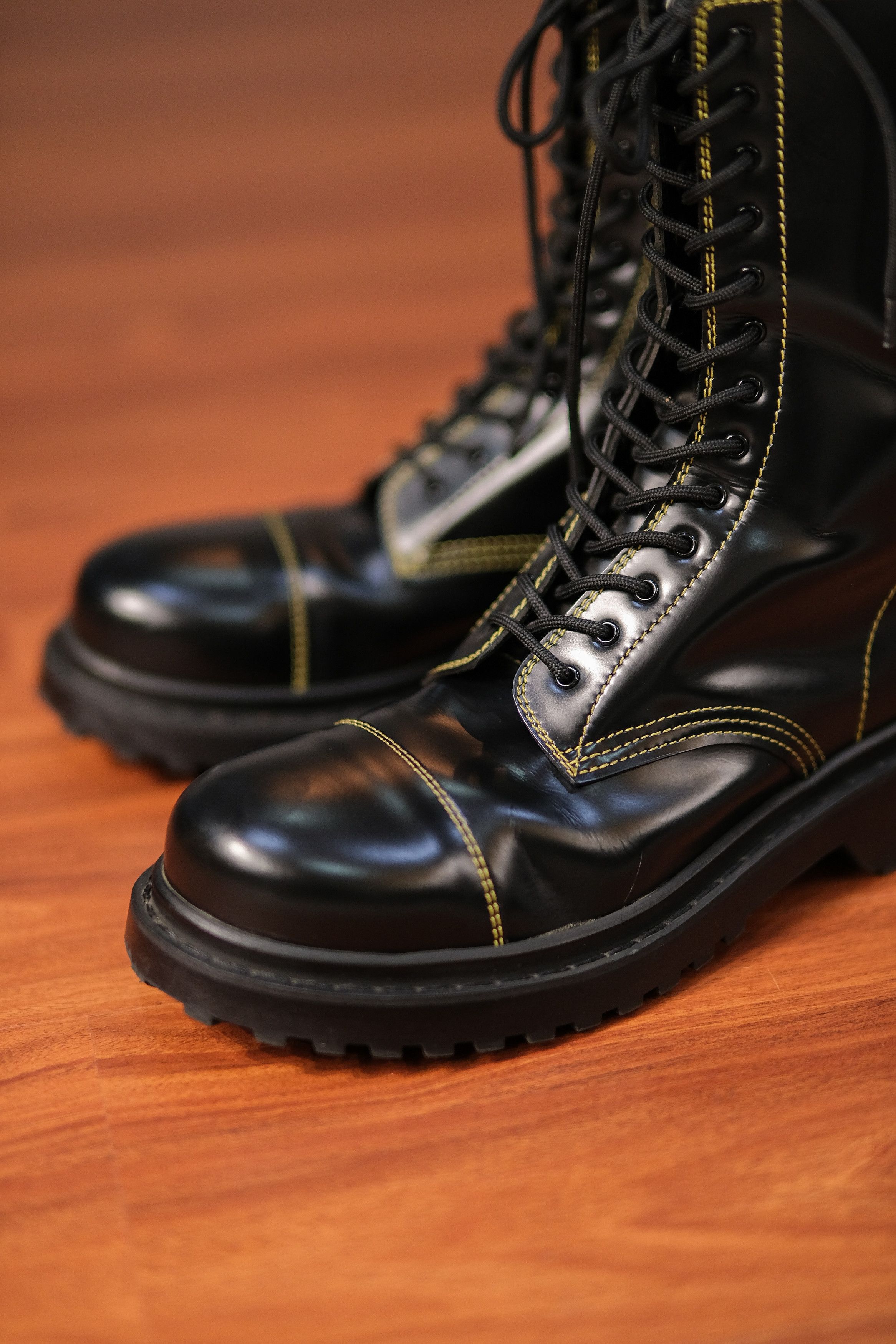 Balenciaga Balenciaga 549767 Amphibia Leather Boots Original