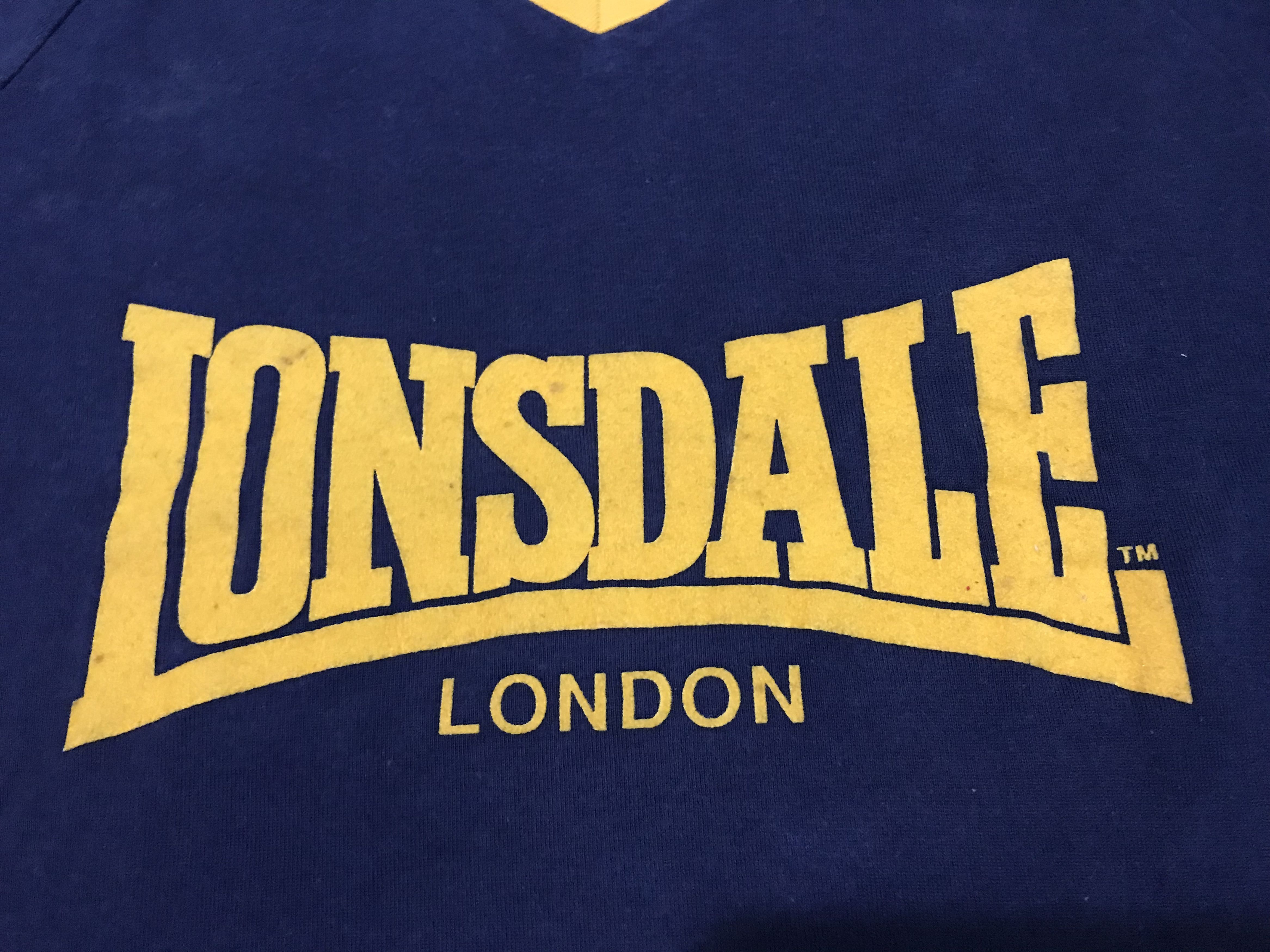 Lonsdale Vintage Lonsdale V-Neck T-Shirt Size US L / EU 52-54 / 3 - 3 Thumbnail