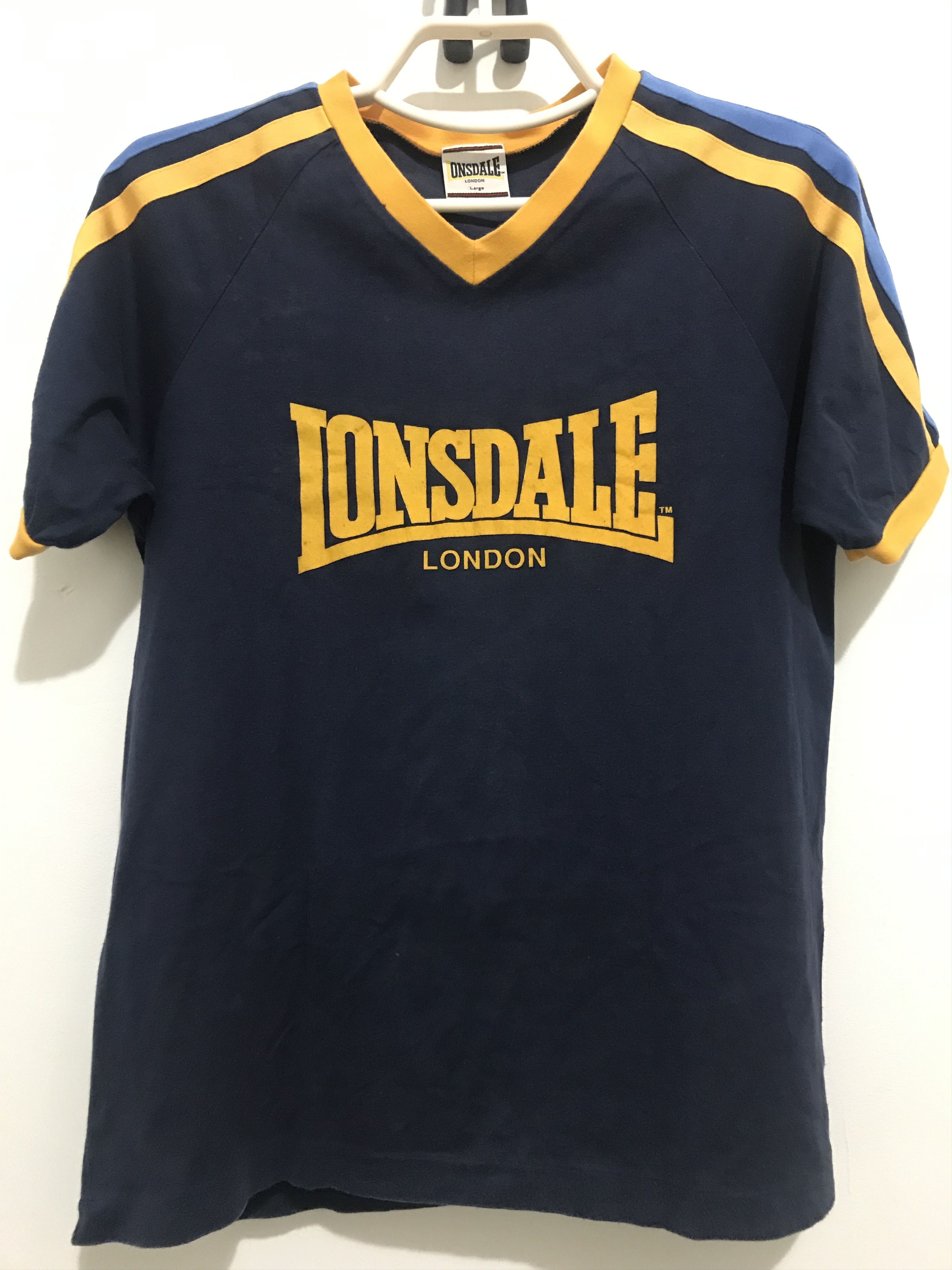 Lonsdale Vintage Lonsdale V-Neck T-Shirt Size US L / EU 52-54 / 3 - 1 Thumbnail