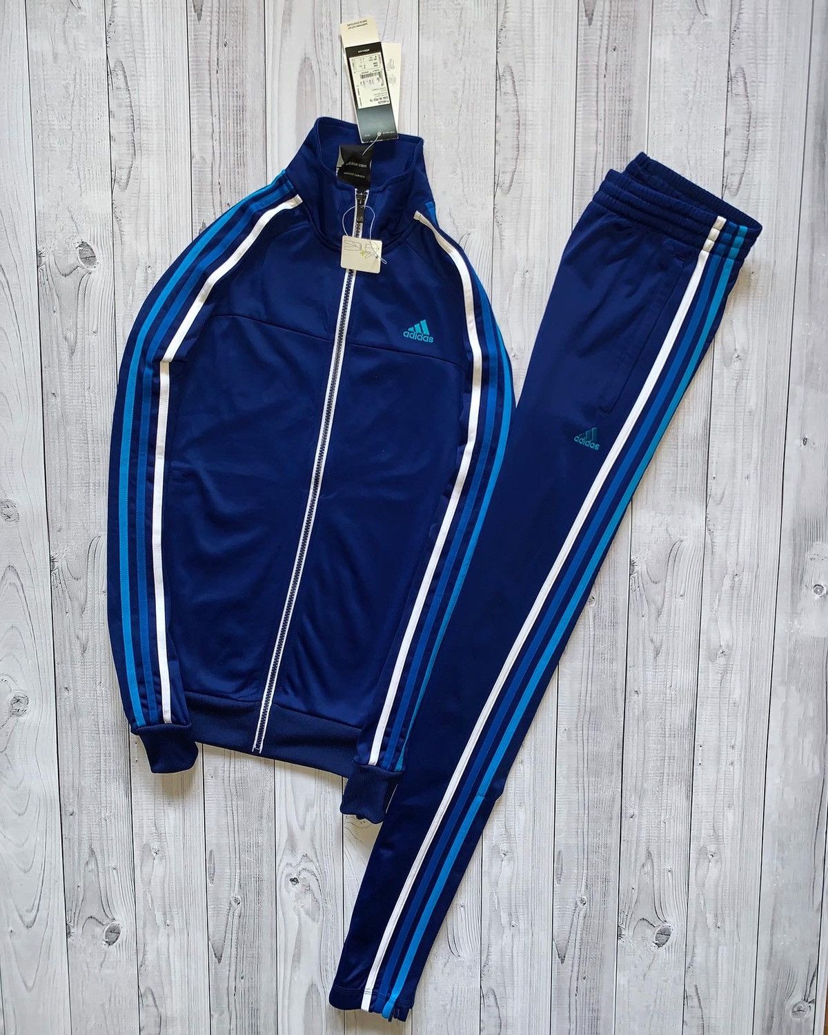 Adidas Track Suit Essentials performance rare size S