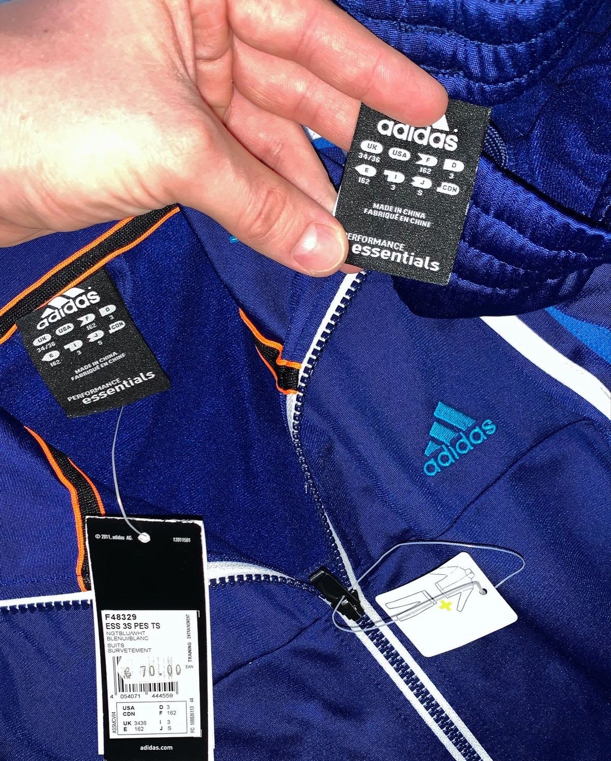Adidas × Vintage Adidas Track Suit Essentials performance rare size S Size US S / EU 44-46 / 1 - 3 Thumbnail