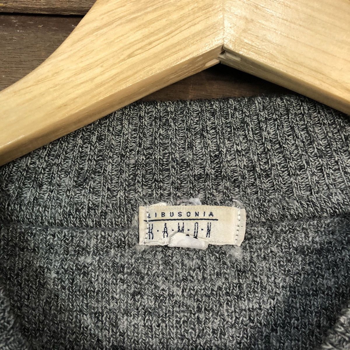 Japanese Brand Tbusonia Kamon cat Grey Knitwear Sweater #6753 Size US M / EU 48-50 / 2 - 7 Thumbnail