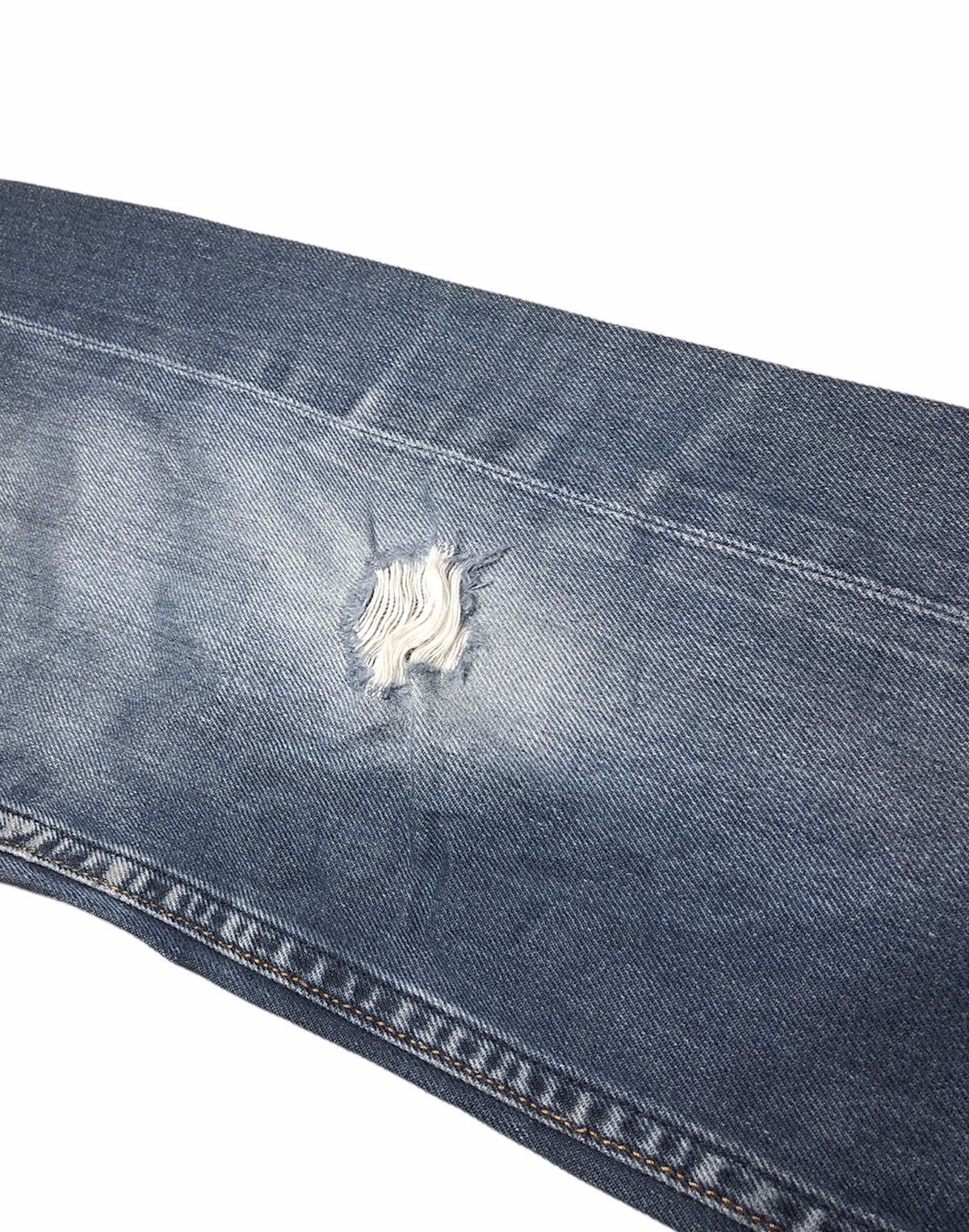 Other A.V.V HOMME SELVEDGE DISTRESSED DENIM Size US 29 - 4 Thumbnail
