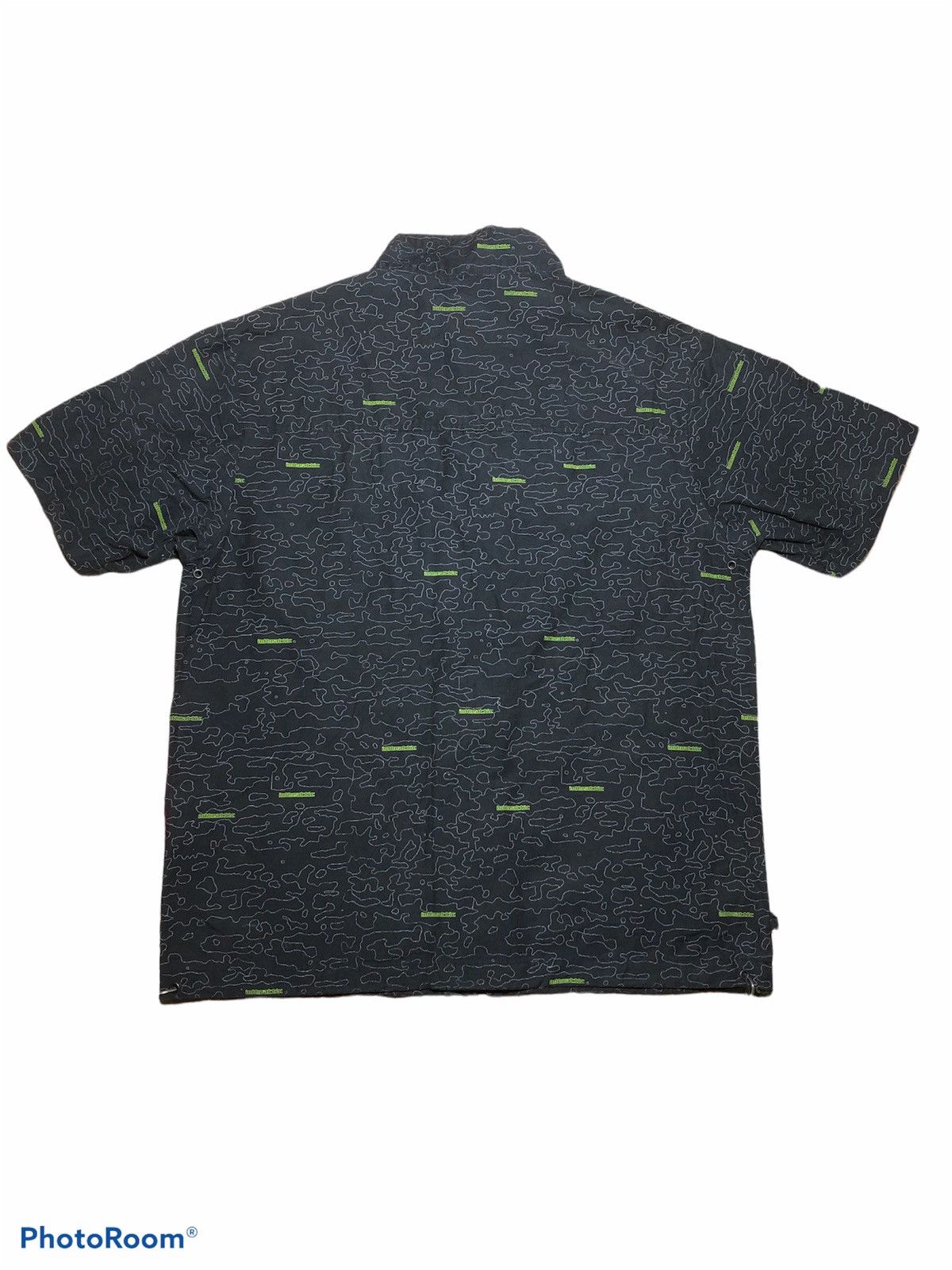 Hypebeast × In The Attic FULL PRINT SHORT SLEEVE ZIPPER JACKET Size US M / EU 48-50 / 2 - 2 Thumbnail