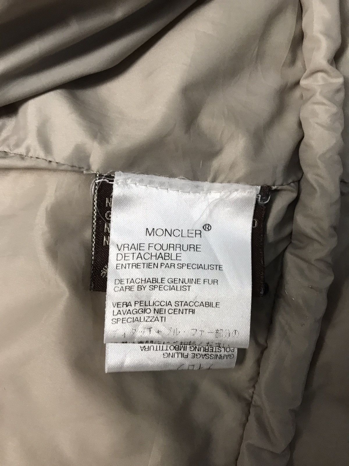 Moncler MONCLER PUFFER HOODIES FUR JACKET Size S / US 4 / IT 40 - 17 Thumbnail