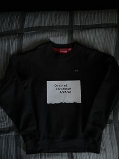 Supreme contrast hotsell crewneck black