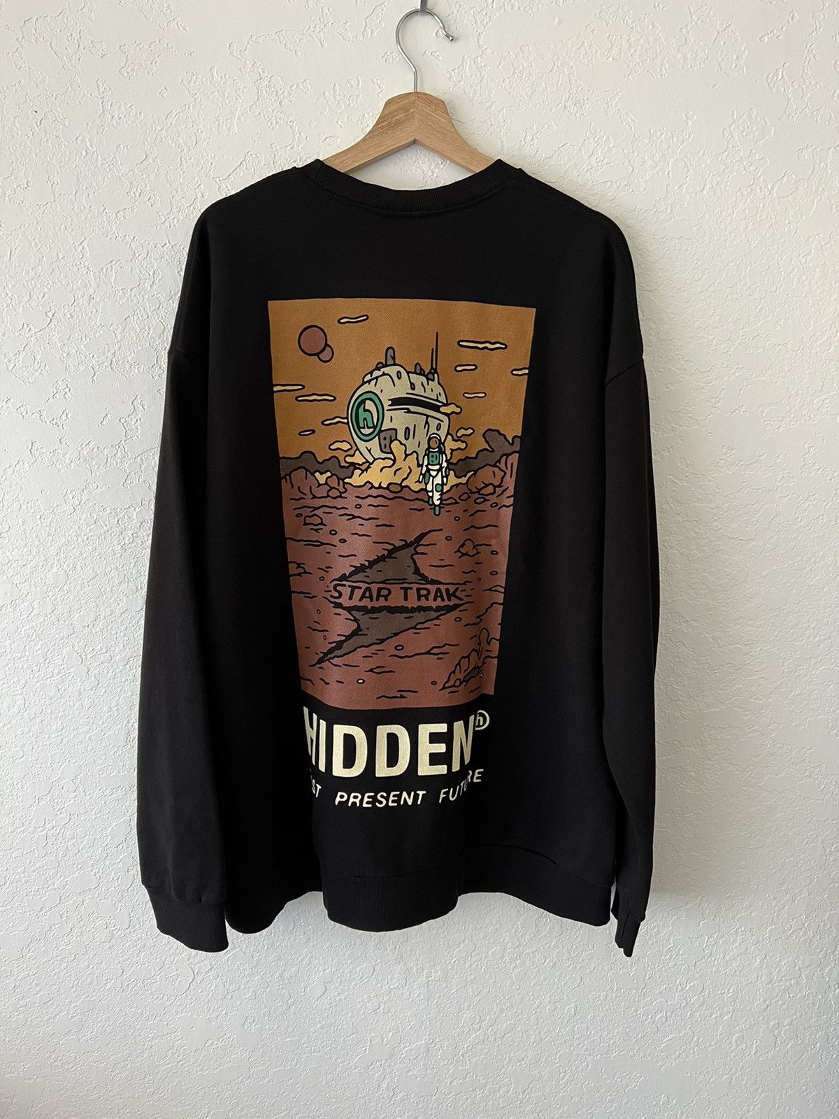 トップス HIDDEN NY logo crewneck sweatshirt L Hidden NY New York Logo Crewneck Sweatshirt Jumper Oatmeal