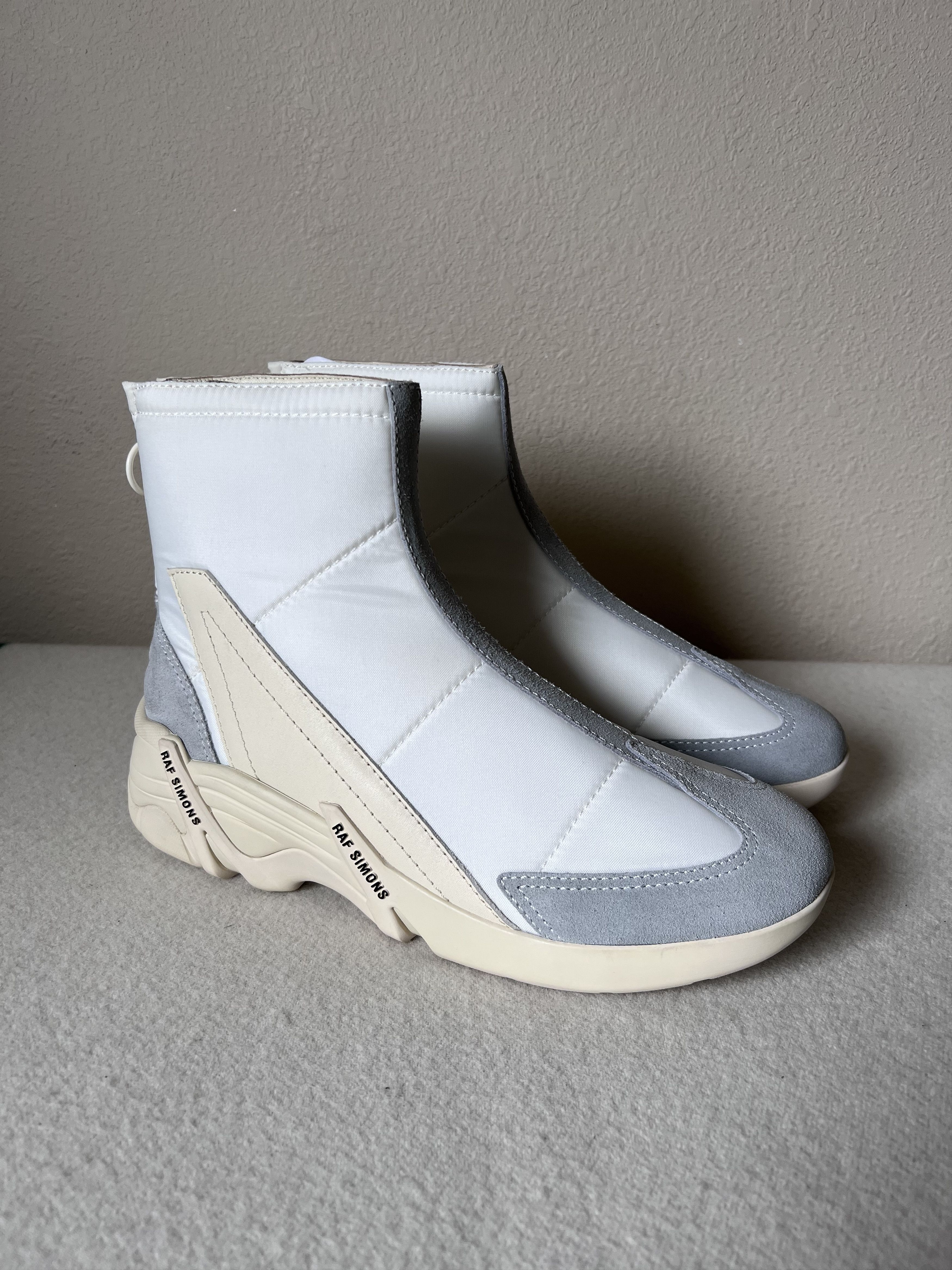 Raf Simons Raf Simons Runner Cylon 22 Cream | Grailed