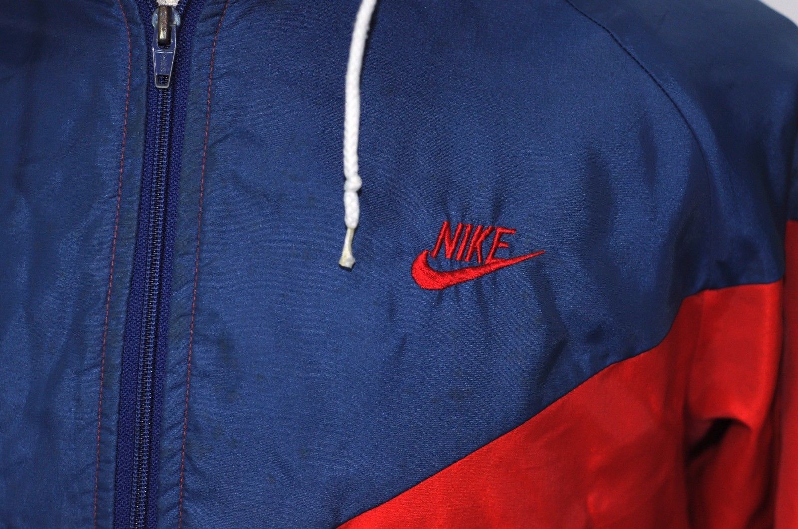 Nike Vintage 70s Nike air Sportswear Windbreaker Jacket Size US M / EU 48-50 / 2 - 3 Thumbnail