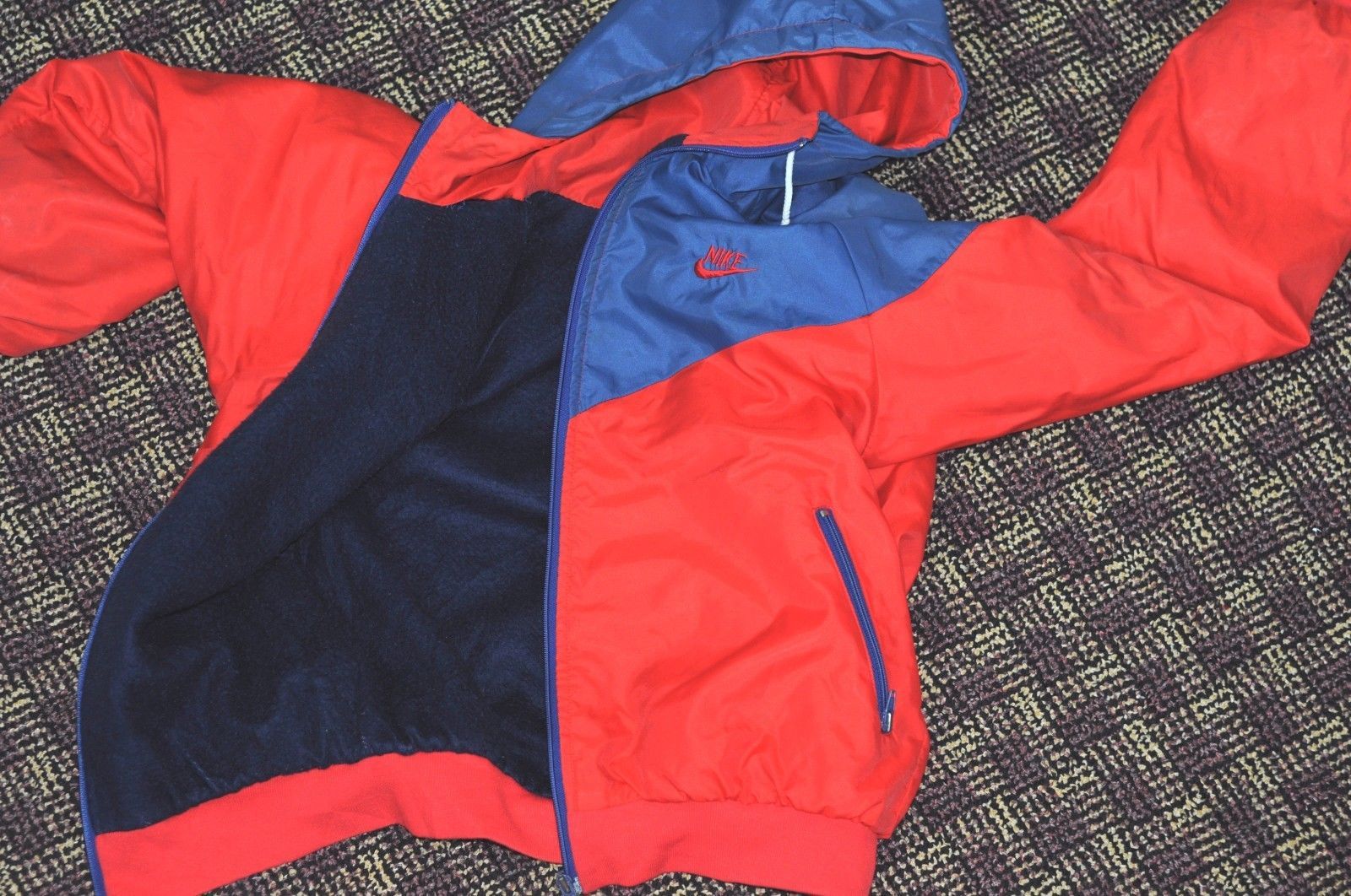Nike Vintage 70s Nike air Sportswear Windbreaker Jacket Size US M / EU 48-50 / 2 - 9 Thumbnail