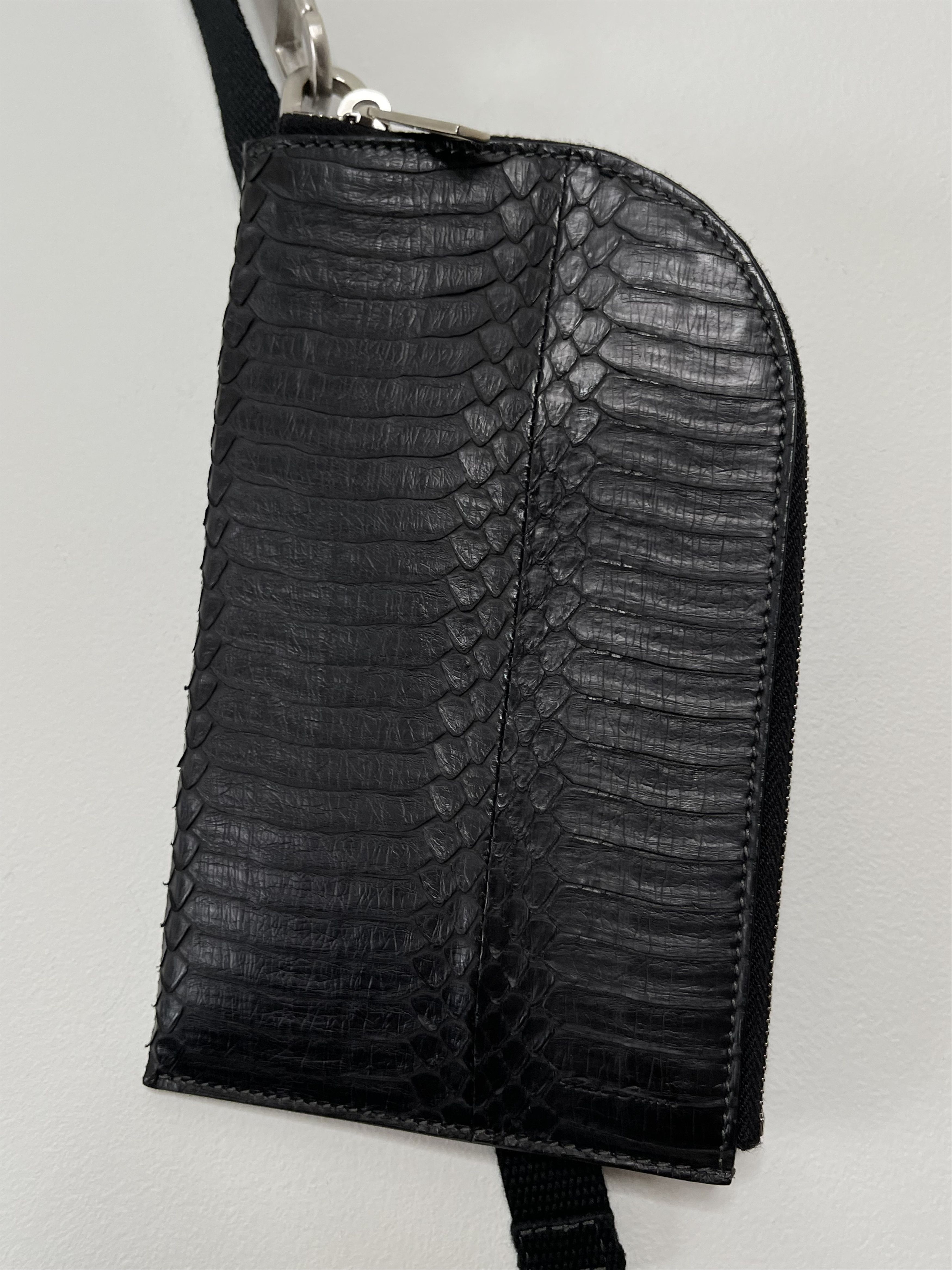 Rick Owens Black Python Snakeskin Card Slot Neck Wallet SS20 Tecuatl Size ONE SIZE - 8 Thumbnail