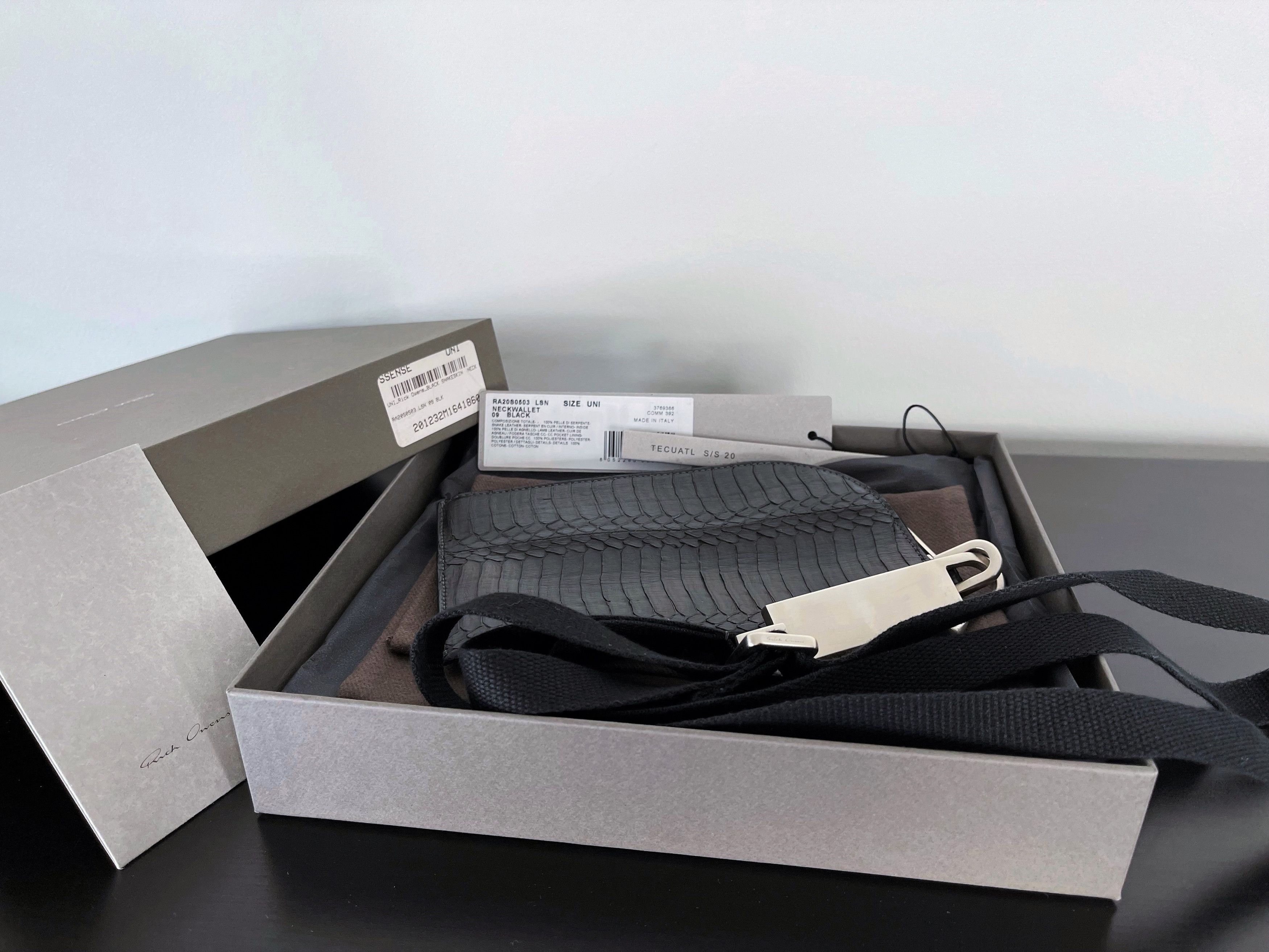 Rick Owens Black Python Snakeskin Card Slot Neck Wallet SS20 Tecuatl Size ONE SIZE - 1 Thumbnail