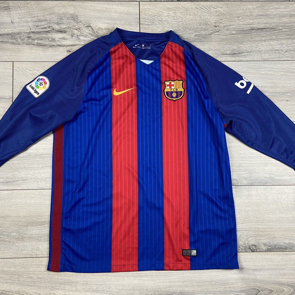 Nike FC Barcelona Soccer Long sleeve jersey* mens XL