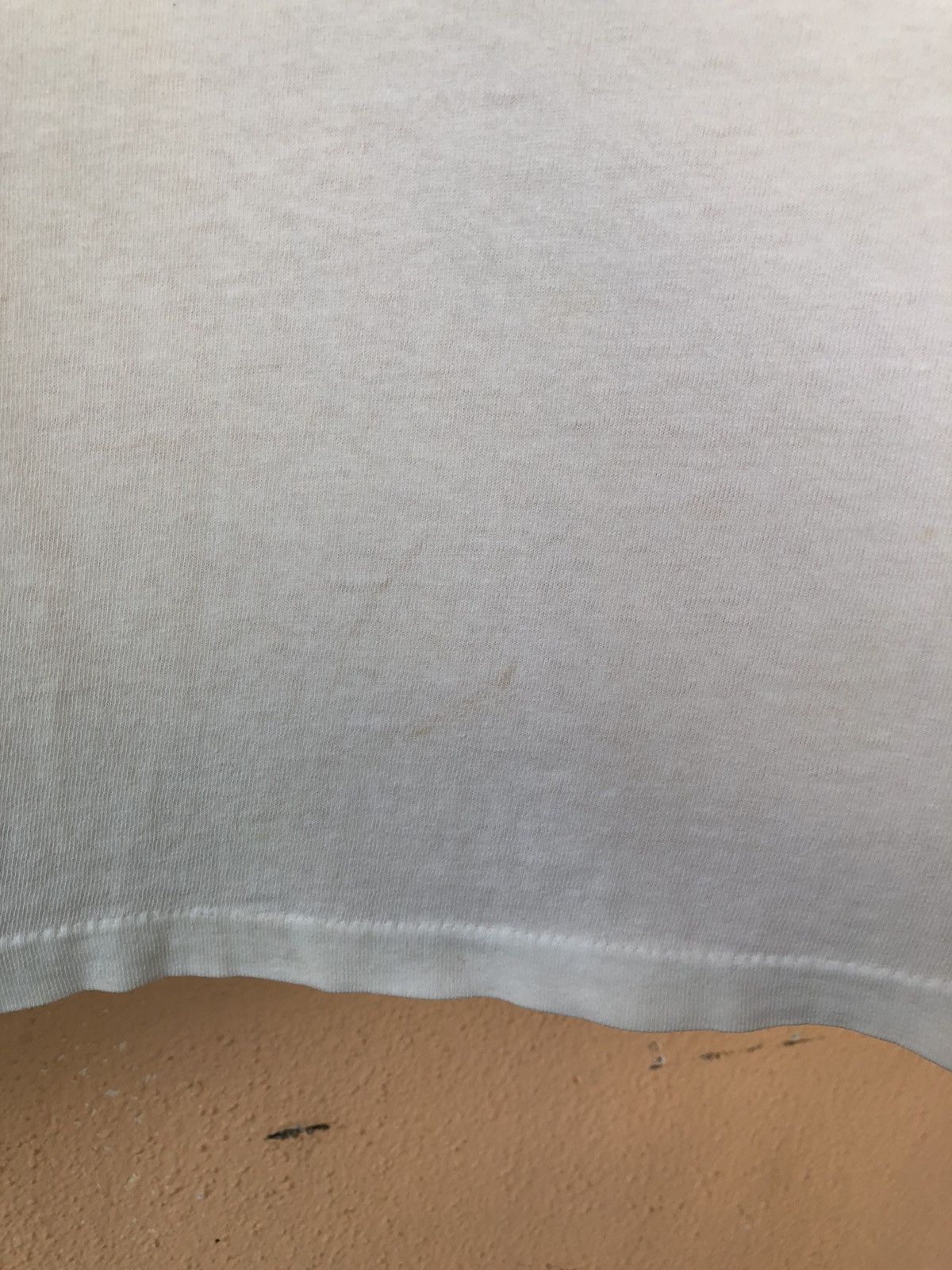 Vintage Vintage 90s MICROCOSMOS Film Documentary Rare Tee Size US L / EU 52-54 / 3 - 16 Thumbnail