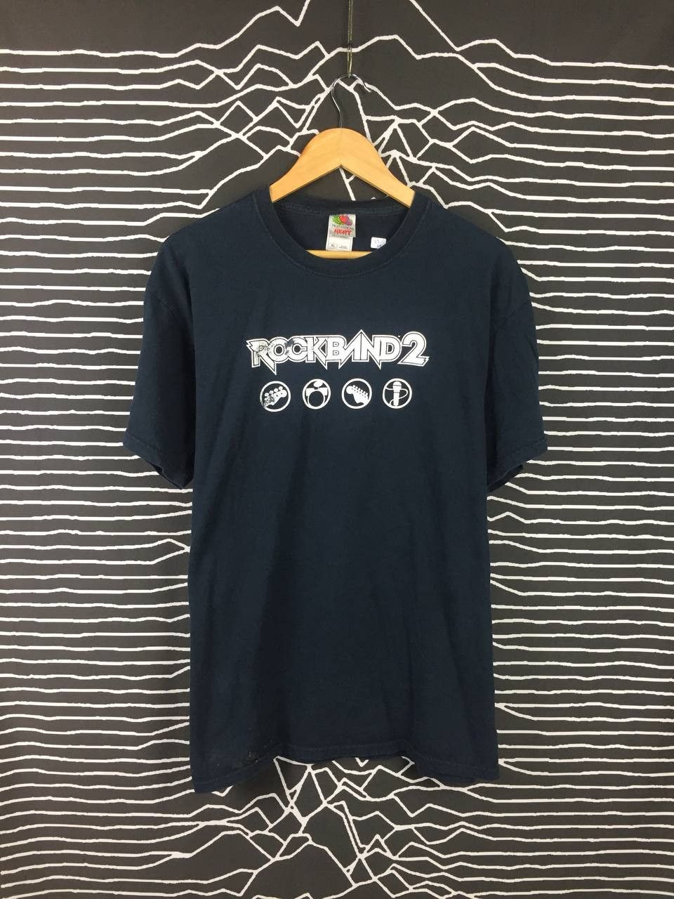 Band Tees Vtg 00s FOTL Rockband 2 Video Game Promo Gaming Tee Size US XL / EU 56 / 4 - 2 Thumbnail