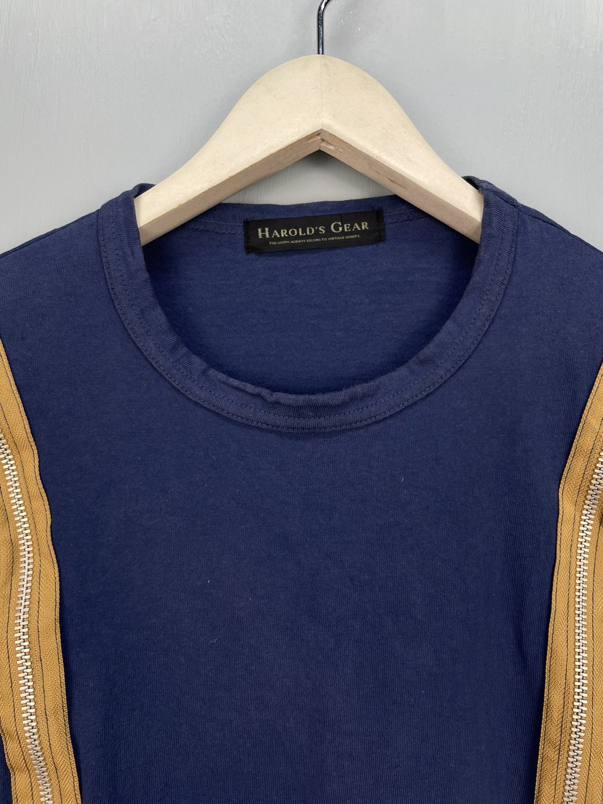 Japanese Brand Harold’s Gear long sleeve t shirt zip design Size US M / EU 48-50 / 2 - 3 Thumbnail