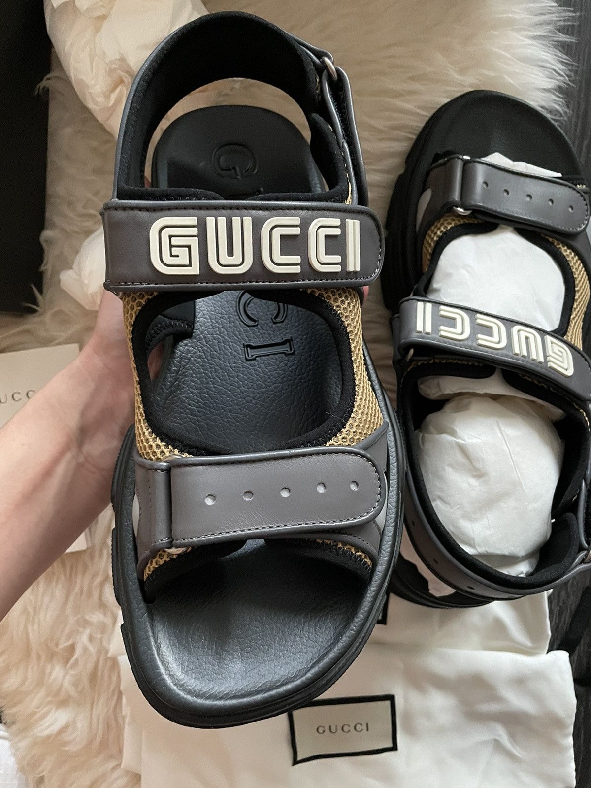 Gucci Gucci Limited Edition Runway Leather Logo Sandal Slides Size US 8 / EU 41 - 20 Thumbnail