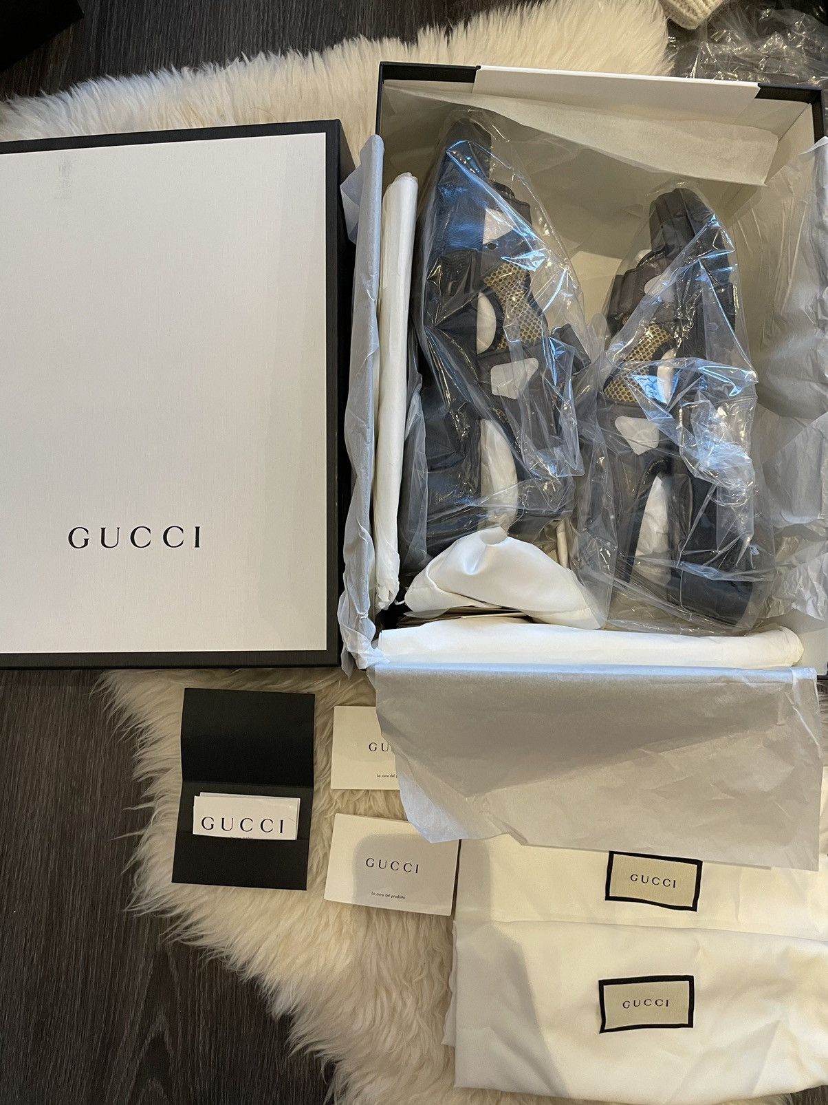 Gucci Gucci Limited Edition Runway Leather Logo Sandal Slides Size US 8 / EU 41 - 16 Thumbnail