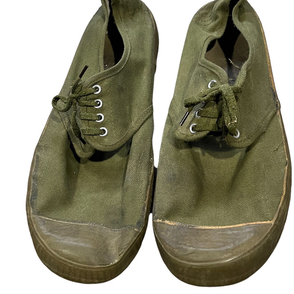 Vintage 40s ww2 military athletic sneaker Size US 11 / EU 44 - 4 Thumbnail