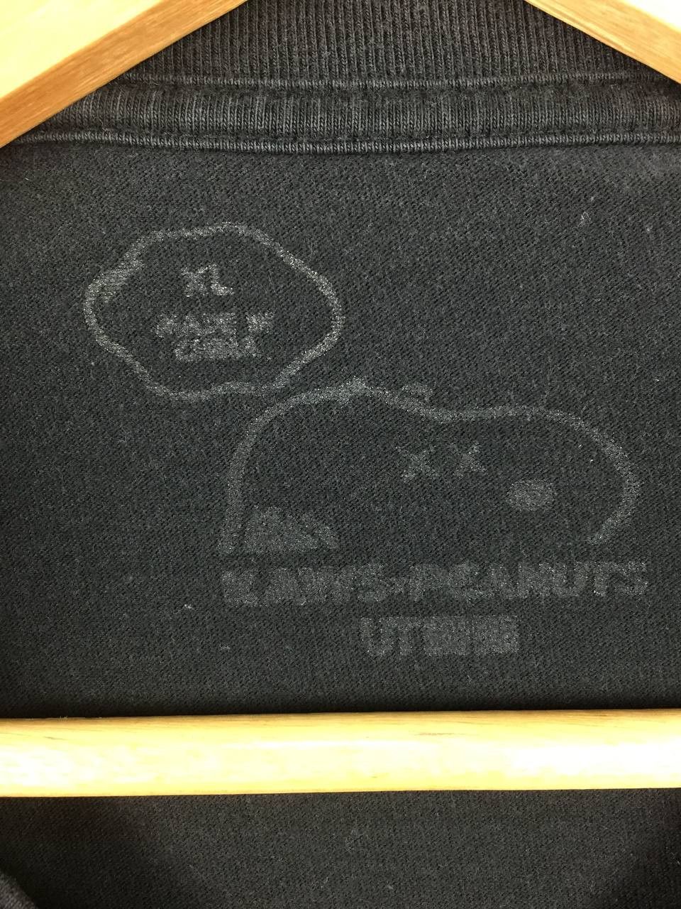 Kaws × Peanuts × Uniqlo Kaws Peanuts Uniqlo Snoopy Pocket Tee Size US XL / EU 56 / 4 - 5 Thumbnail