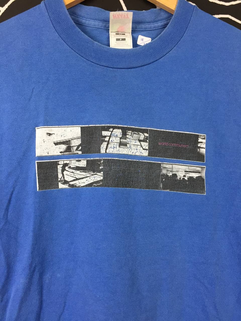 Fruit Of The Loom 90s Distressed World Communism Logo Streetwear Skate Tee Size US S / EU 44-46 / 1 - 3 Thumbnail