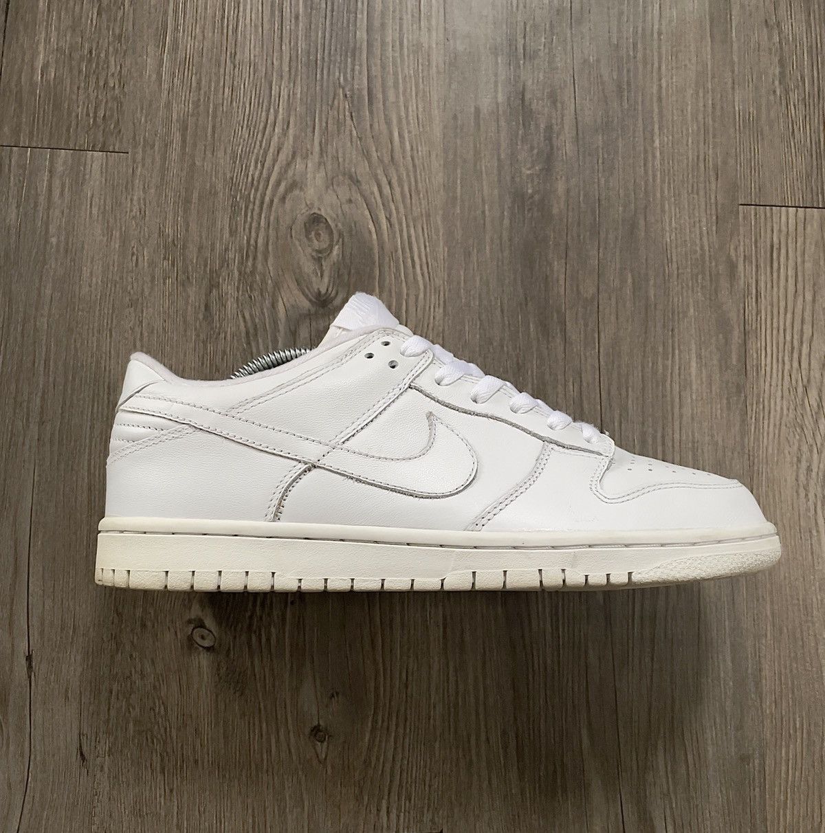 Nike × Vintage Nike Dunk Low triple white ‘06 Size US 8 / EU 41 - 6 Thumbnail