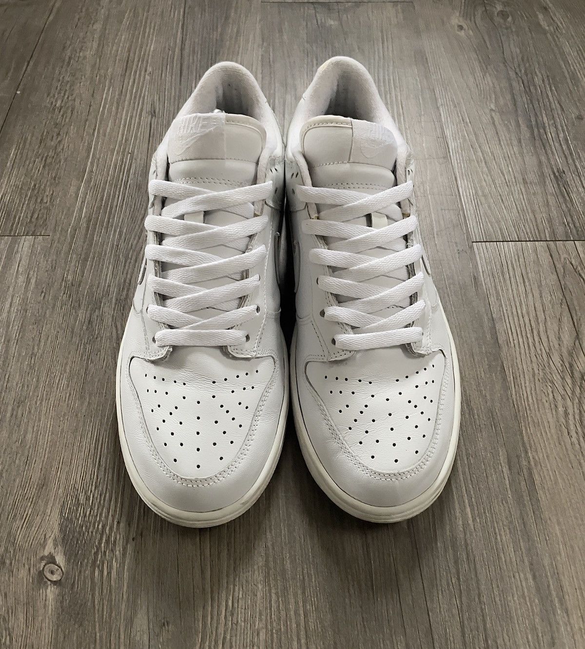 Nike × Vintage Nike Dunk Low triple white ‘06 Size US 8 / EU 41 - 2 Thumbnail