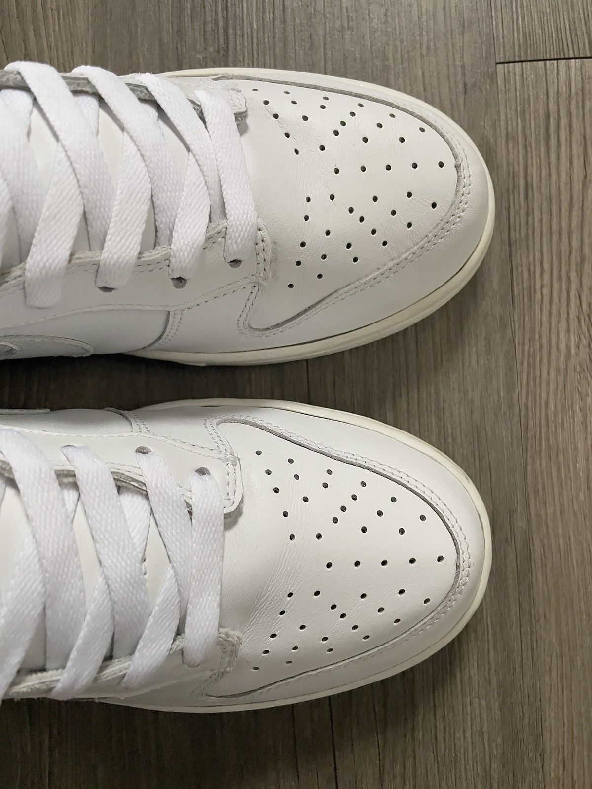 Nike × Vintage Nike Dunk Low triple white ‘06 Size US 8 / EU 41 - 7 Thumbnail