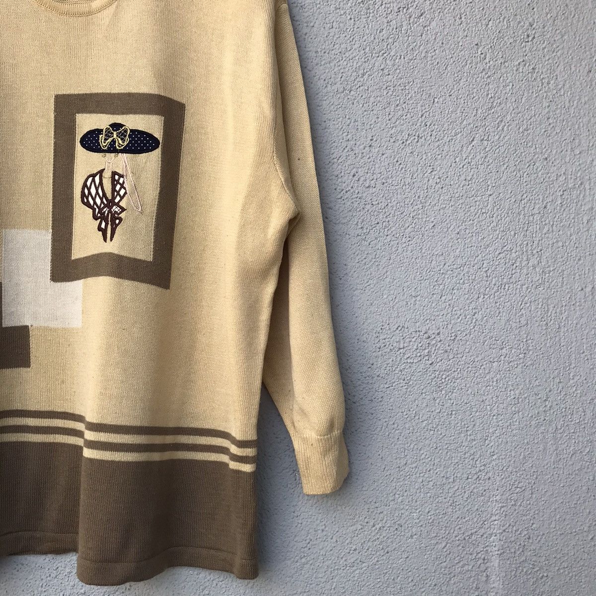 Aran Isles Knitwear Vareuse Tokyo Knit Sweater Embroidery Patches Design Size US L / EU 52-54 / 3 - 5 Thumbnail