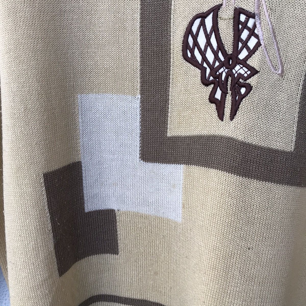 Aran Isles Knitwear Vareuse Tokyo Knit Sweater Embroidery Patches Design Size US L / EU 52-54 / 3 - 7 Thumbnail
