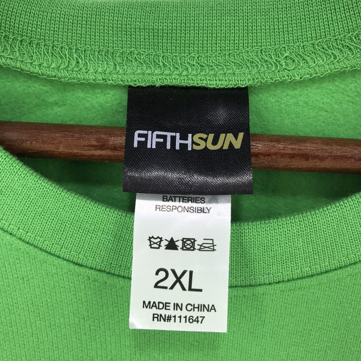 Other Fifth Sun Big Logo Cat Christmas Crewneck Sweatshirt Size US XL / EU 56 / 4 - 6 Thumbnail
