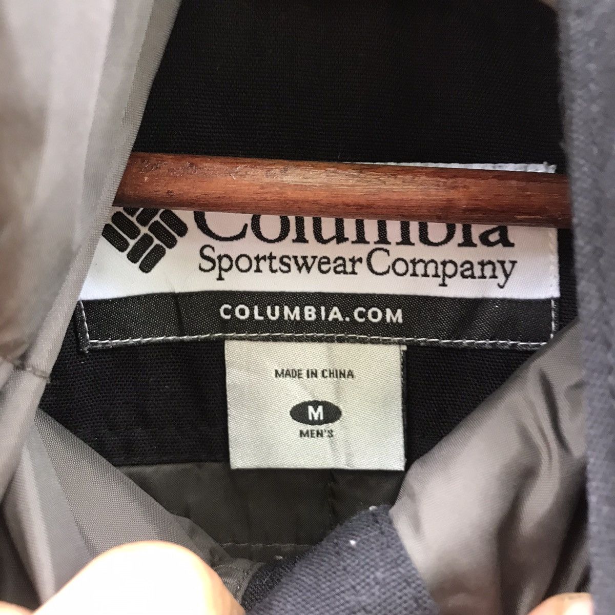 Columbia Columbia Embroidery Hoodie ZipUp Sweatshirt Size US M / EU 48-50 / 2 - 6 Thumbnail